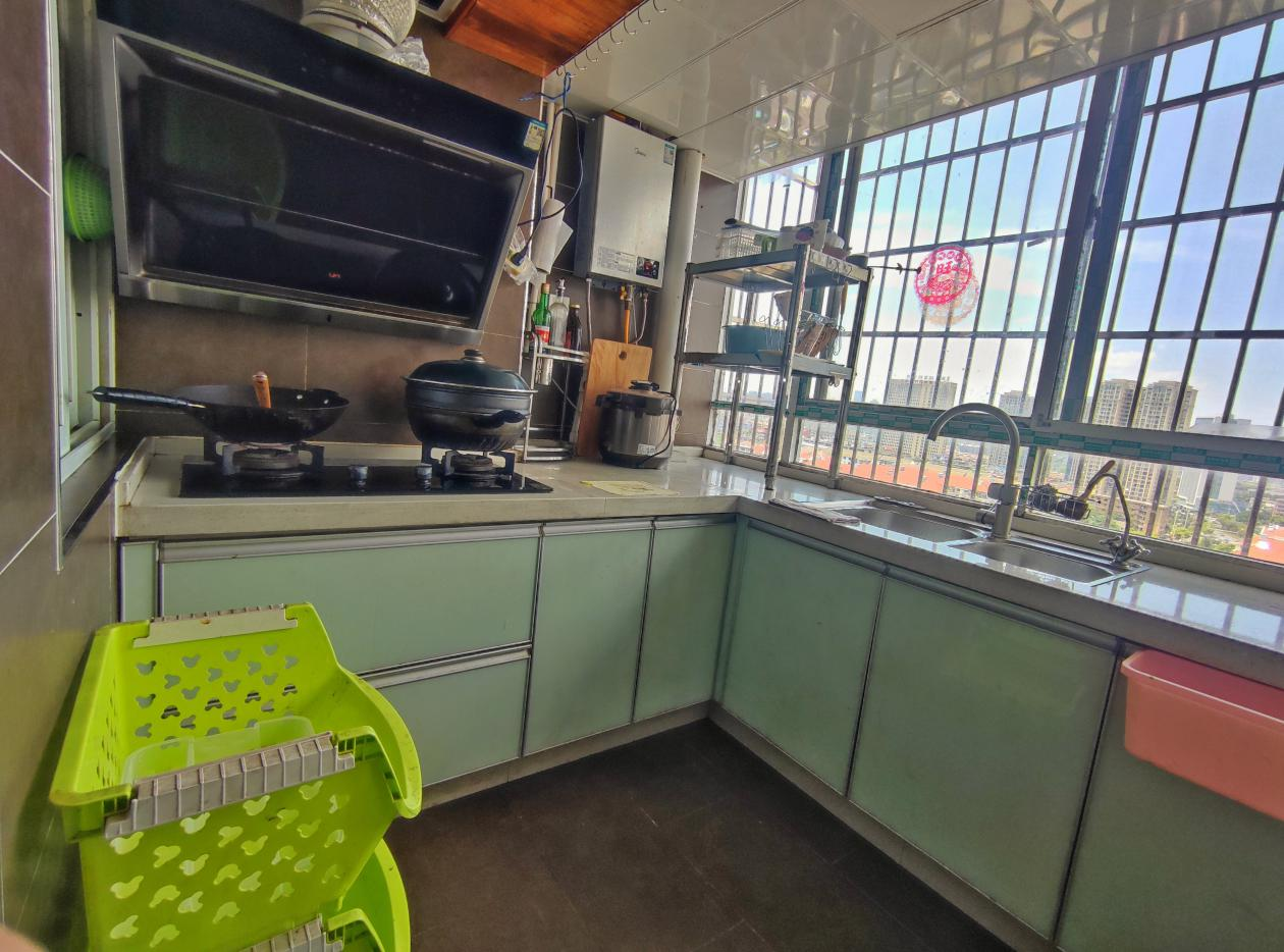 山水庭院  2室2厅1卫    1600.0元/月 山水庭院  2室2厅1卫    1600.0元/月室内图