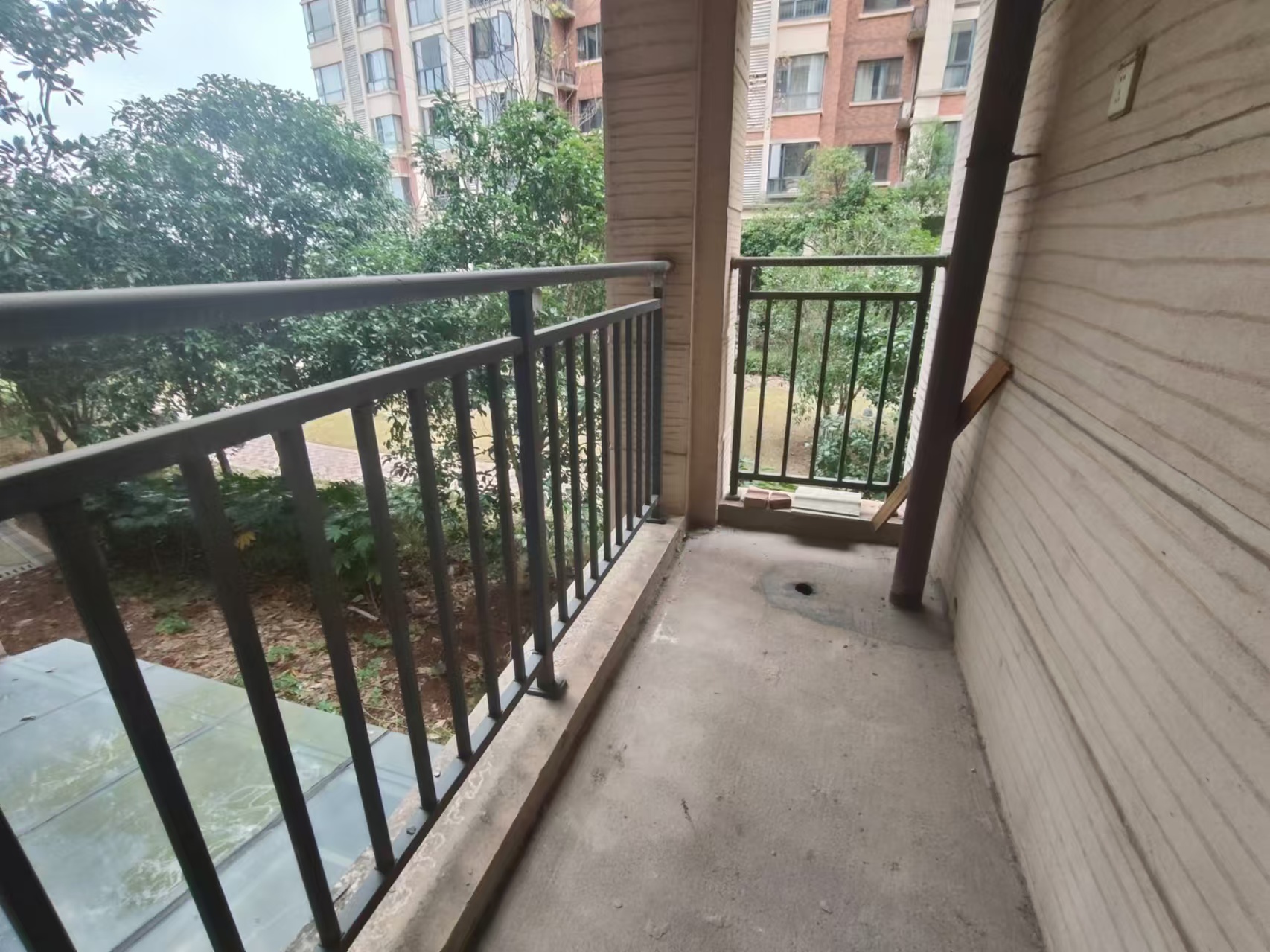 磐龙生态社区 4室2厅2卫 46.0万 磐龙生态社区 4室2厅2卫 46.0万室内图