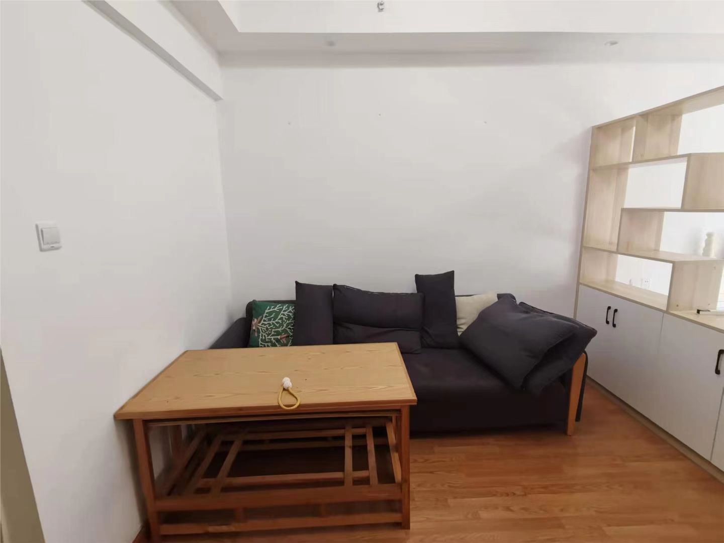 五江碧桂园城市广场 1室1厅1卫 1300.0元/月 五江碧桂园城市广场 1室1厅1卫 1300.0元/月室内图