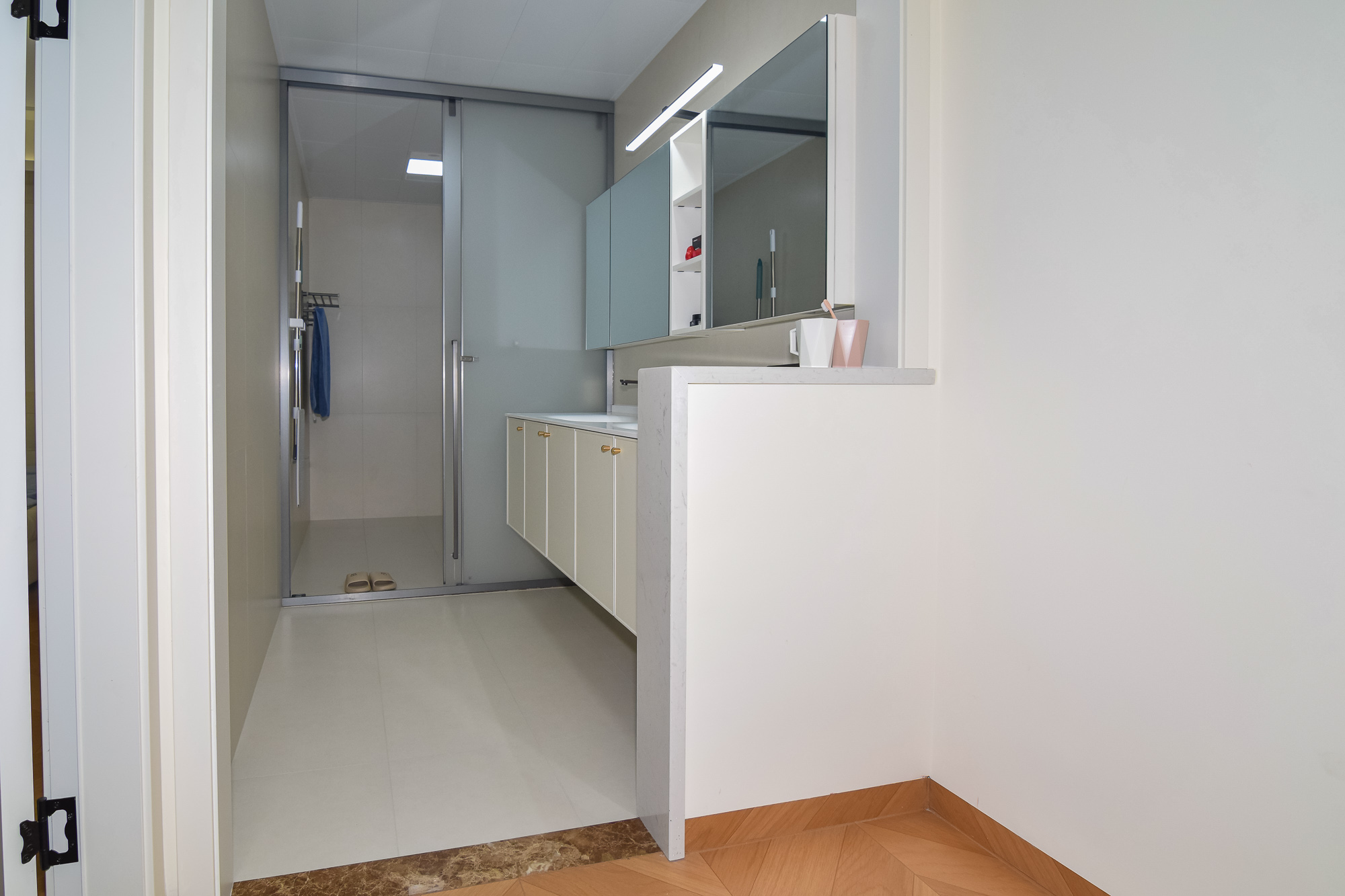 润和雅郡(润和紫郡六期) 1室0厅0卫 176.0万 润和雅郡(润和紫郡六期) 1室0厅0卫 176.0万卫生间