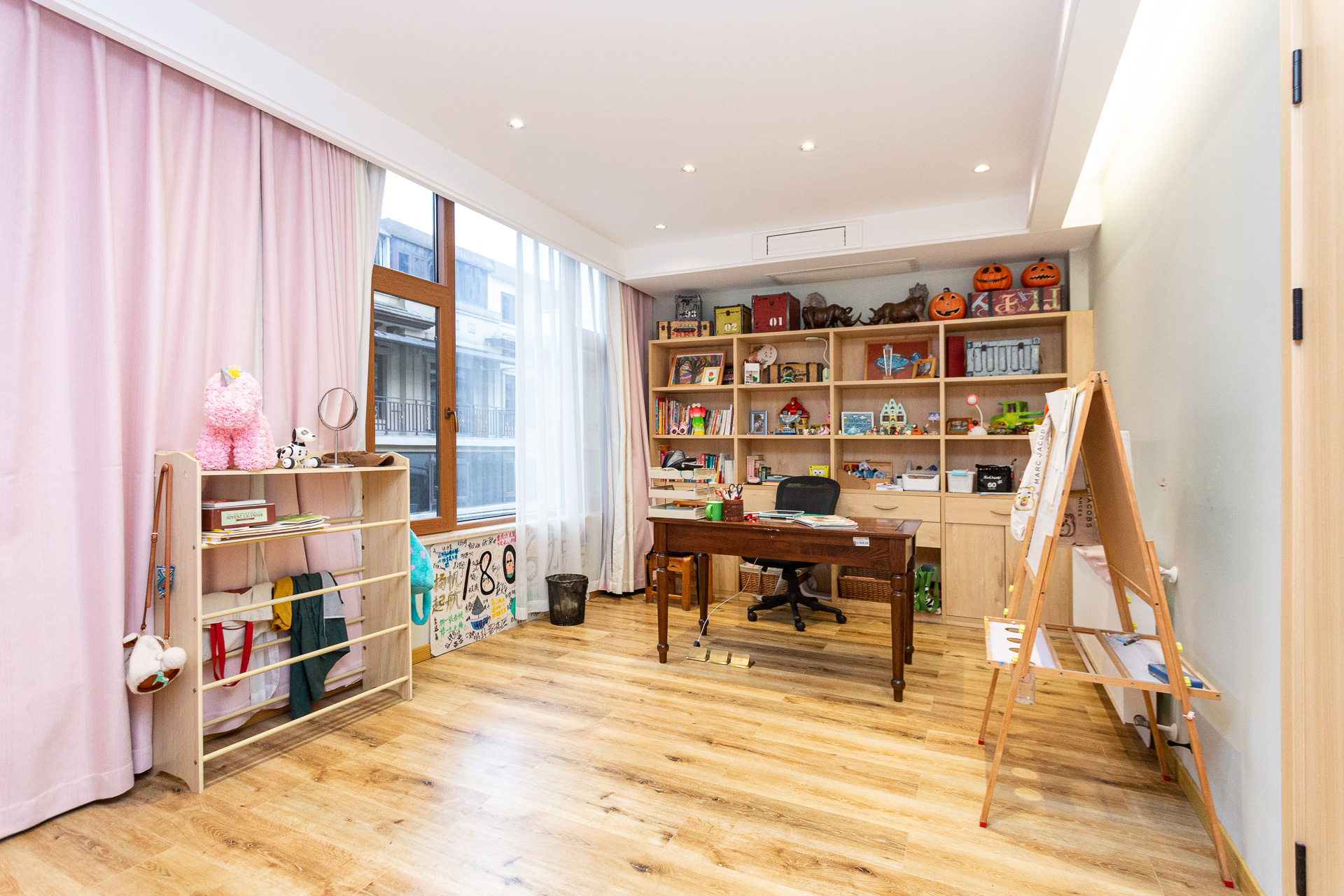 龙湖璟宸原著(龙湖紫宸)  5室2厅3卫    489.0万 龙湖璟宸原著(龙湖紫宸)  5室2厅3卫    489.0万卧室