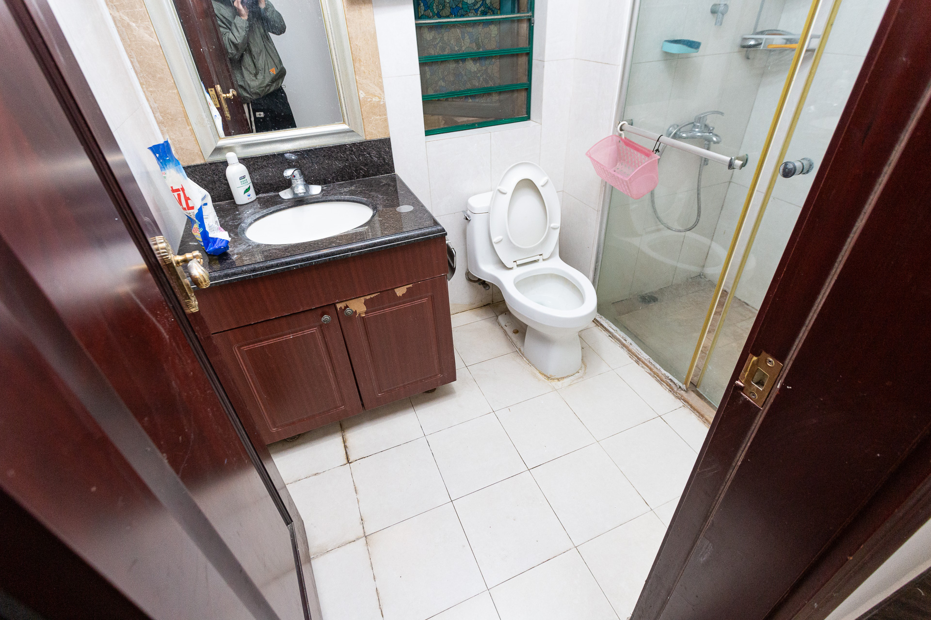 恒大名都 3室2厅2卫 60.0万 恒大名都 3室2厅2卫 60.0万卫生间