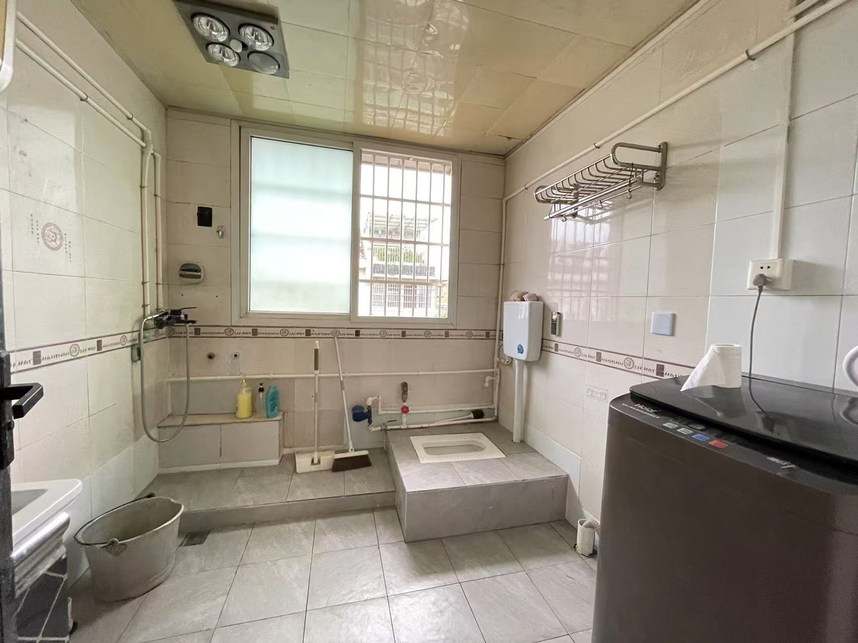 德政园 2室1厅1卫 1600.0元/月 德政园 2室1厅1卫 1600.0元/月室内图