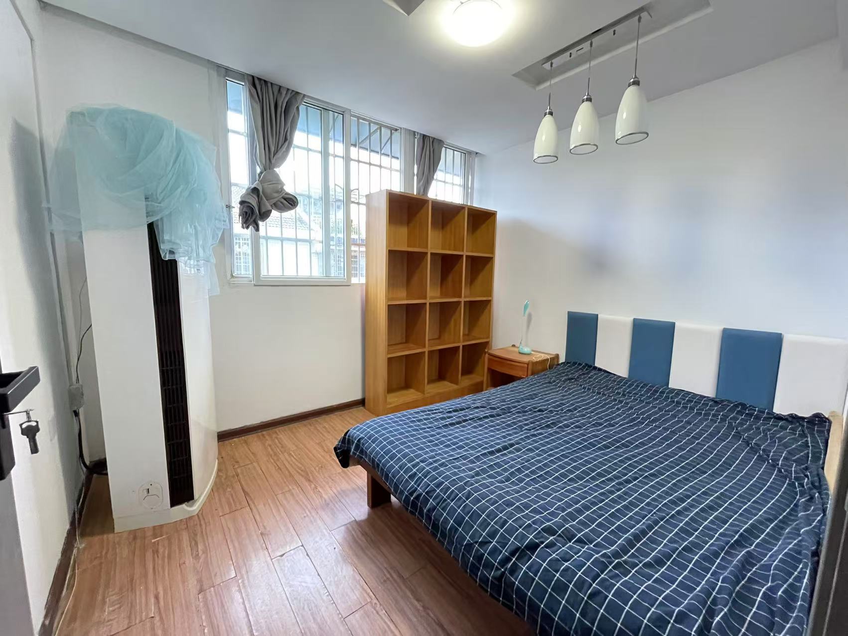 德政园  2室1厅1卫    1700.0元/月室内图