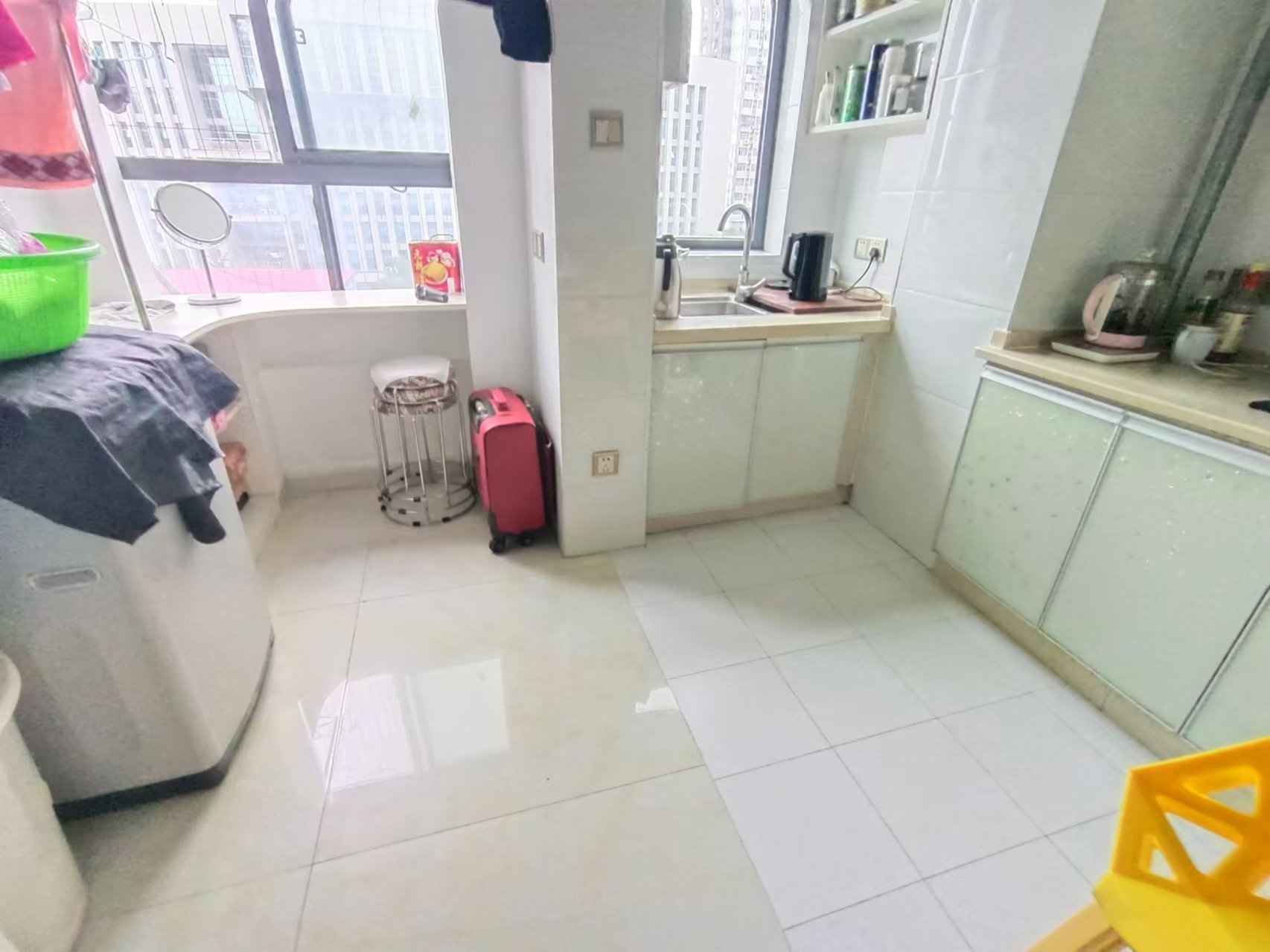 中建御山和苑 1室1厅1卫 1400.0元/月 中建御山和苑 1室1厅1卫 1400.0元/月室内图