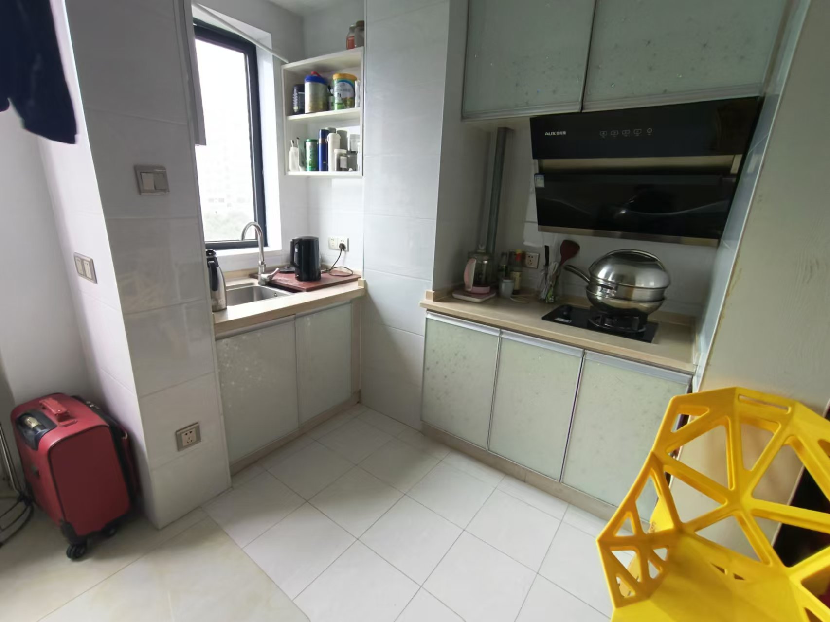 中建御山和苑 1室1厅1卫 1400.0元/月 中建御山和苑 1室1厅1卫 1400.0元/月室内图