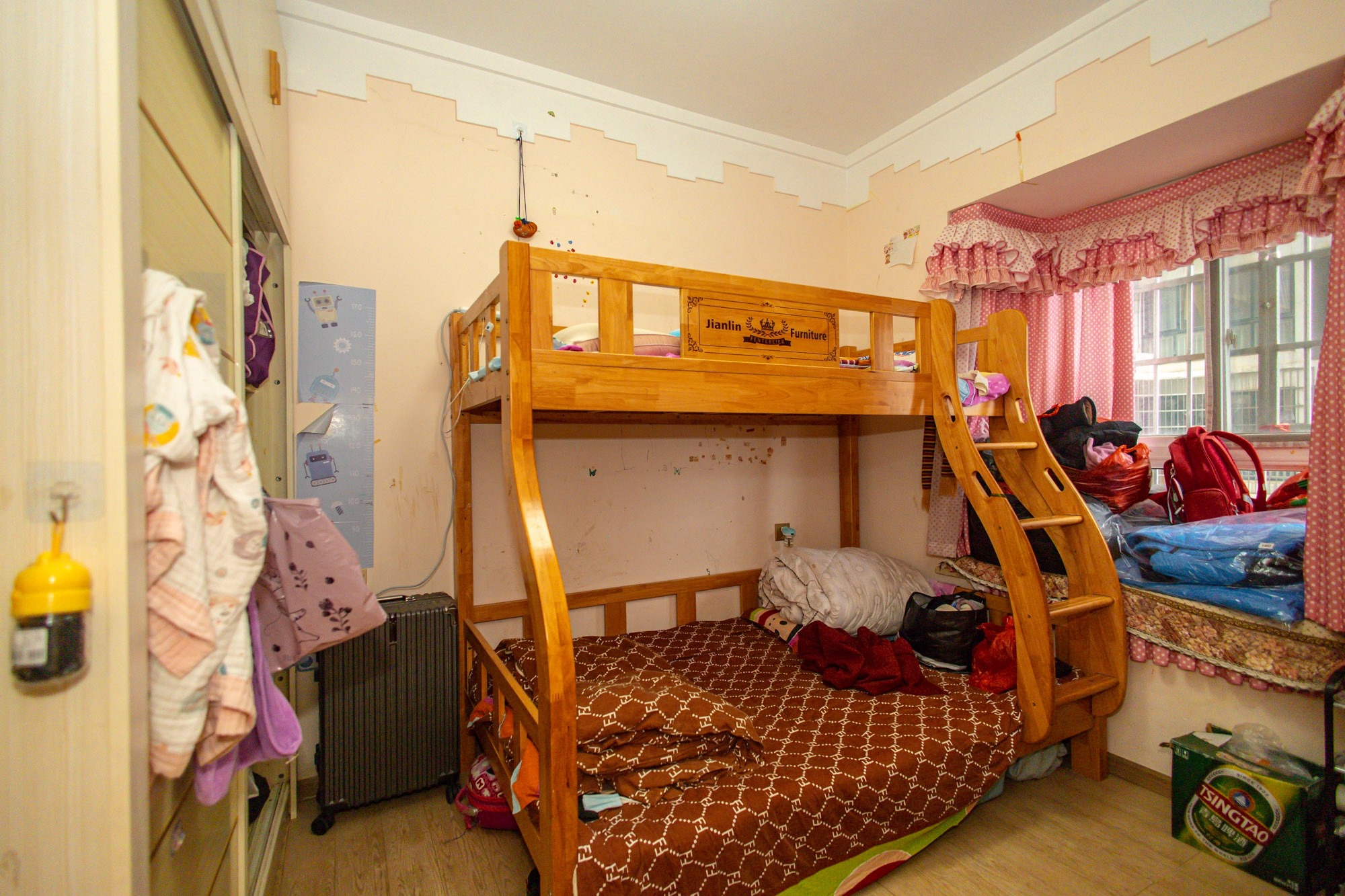 时代星城 2室2厅1卫 54.0万 时代星城 2室2厅1卫 54.0万卧室