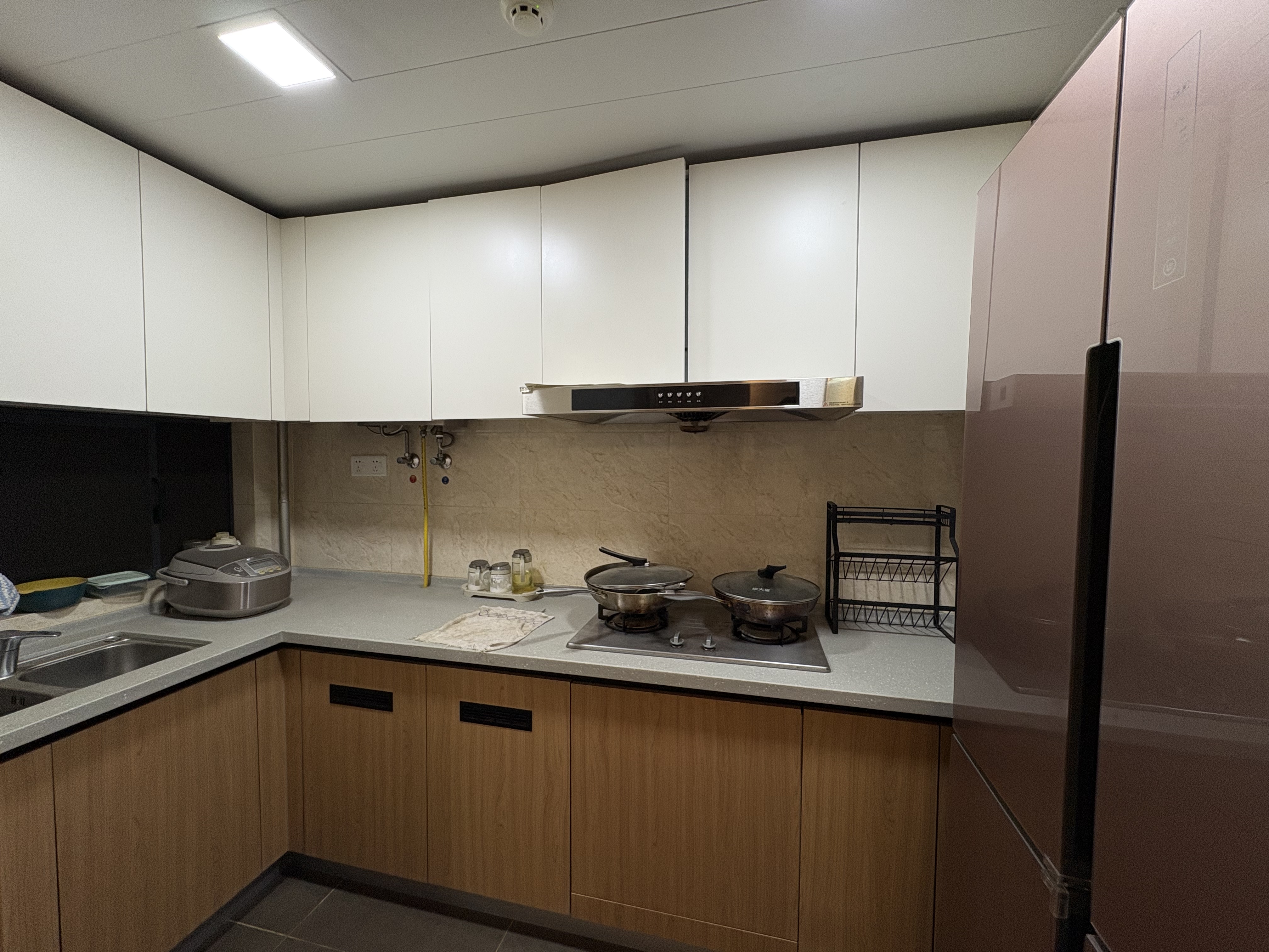 万科魅力之城 3室2厅2卫 2800.0元/月 万科魅力之城 3室2厅2卫 2800.0元/月室内图