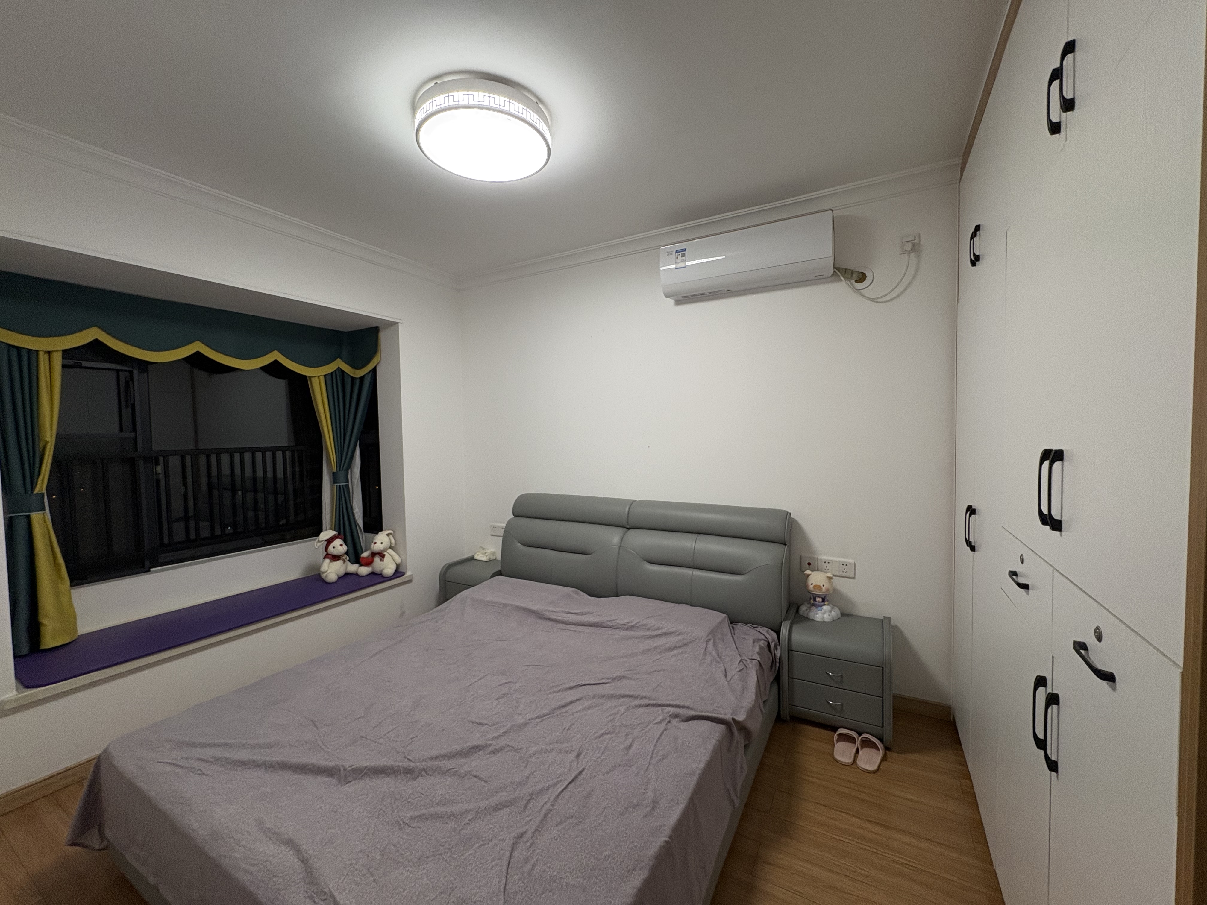 万科魅力之城 3室2厅2卫 2800.0元/月 万科魅力之城 3室2厅2卫 2800.0元/月室内图