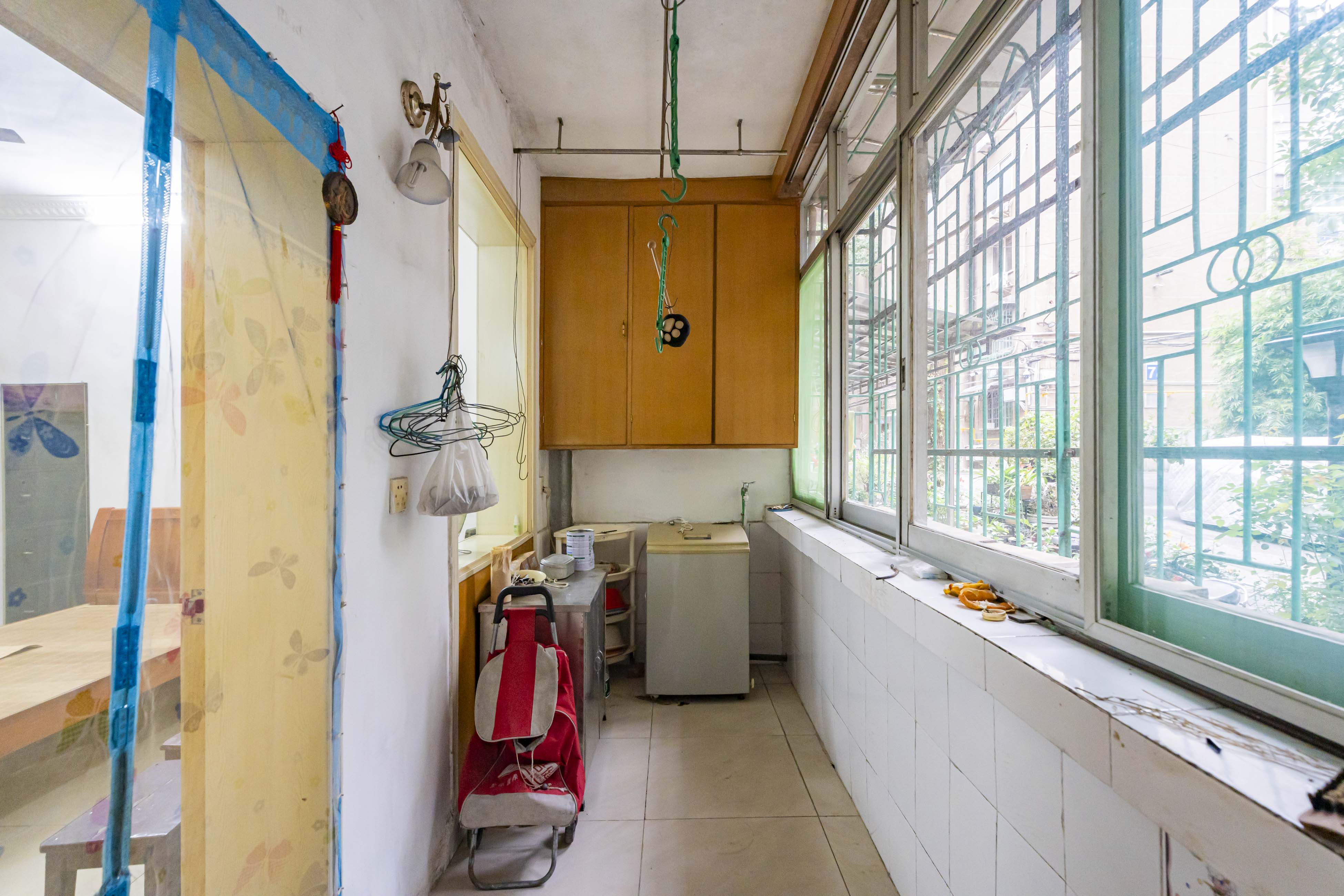 湘雅医学院(湘雅附一北院) 3室2厅1卫 85.0万 湘雅医学院(湘雅附一北院) 3室2厅1卫 85.0万阳台