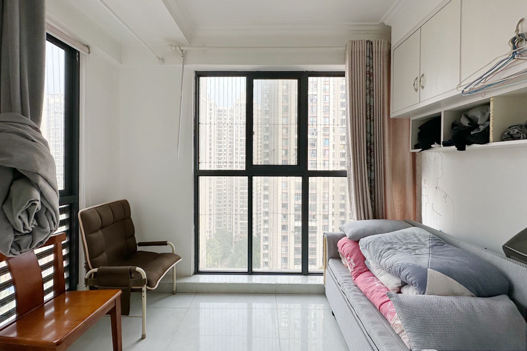 印山蓝色海岸  2室2厅1卫    59.8万 印山蓝色海岸  2室2厅1卫    59.8万阳台