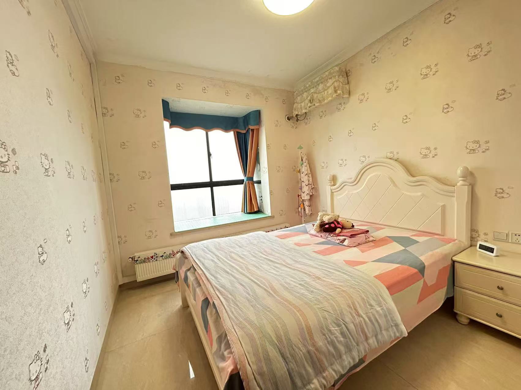 滨江花园 3室2厅2卫 76.8万 滨江花园 3室2厅2卫 76.8万室内图