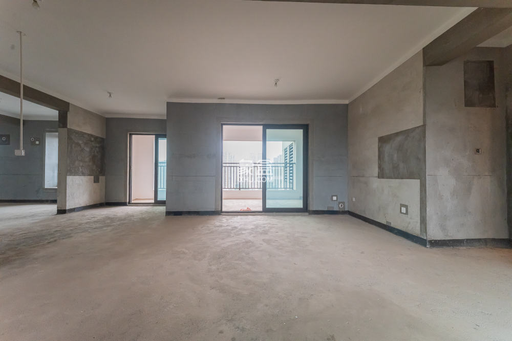 中交建发松雅院  4室2厅2卫    168.0万