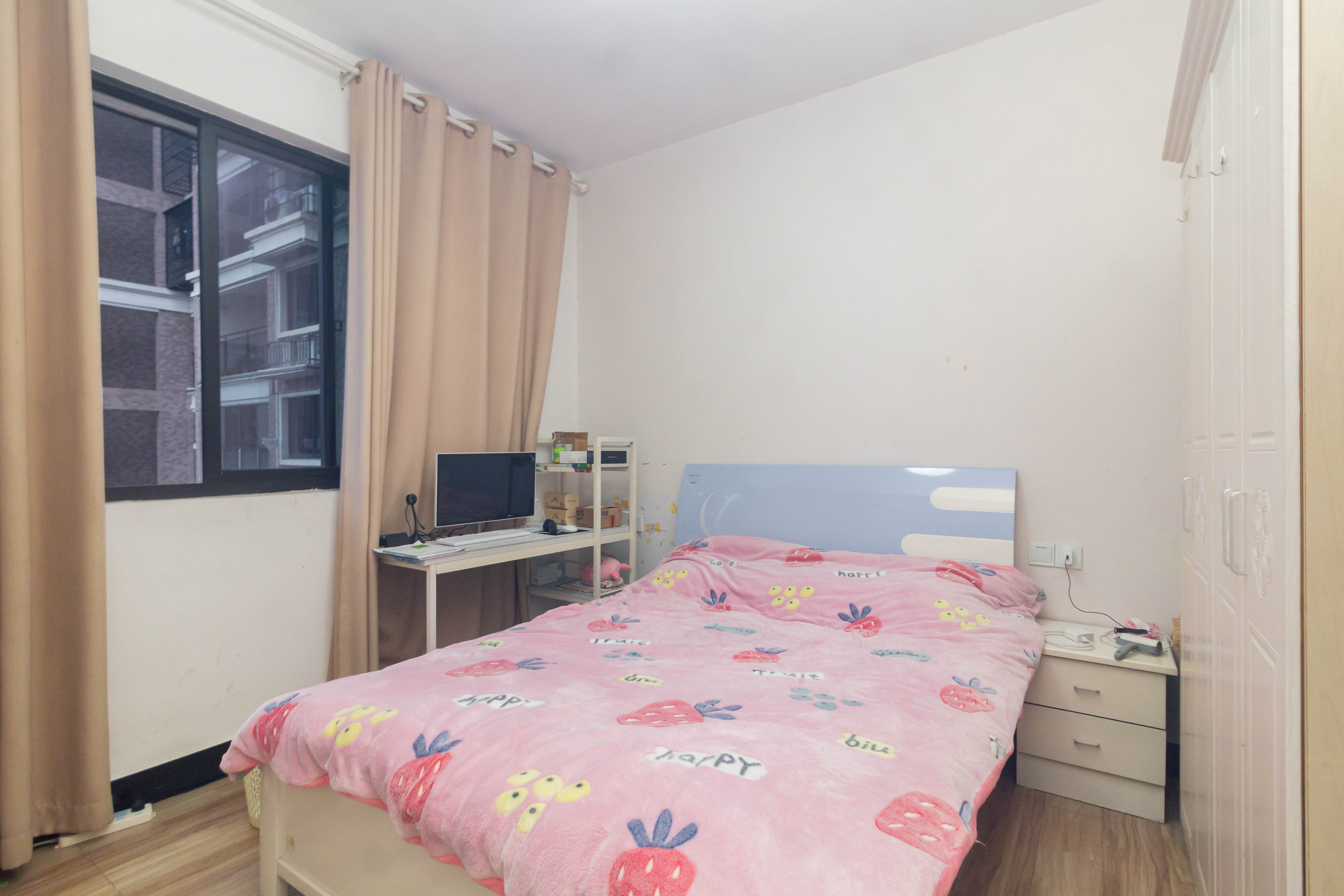 康桥长郡 2室2厅1卫 55.0万 康桥长郡 2室2厅1卫 55.0万卧室