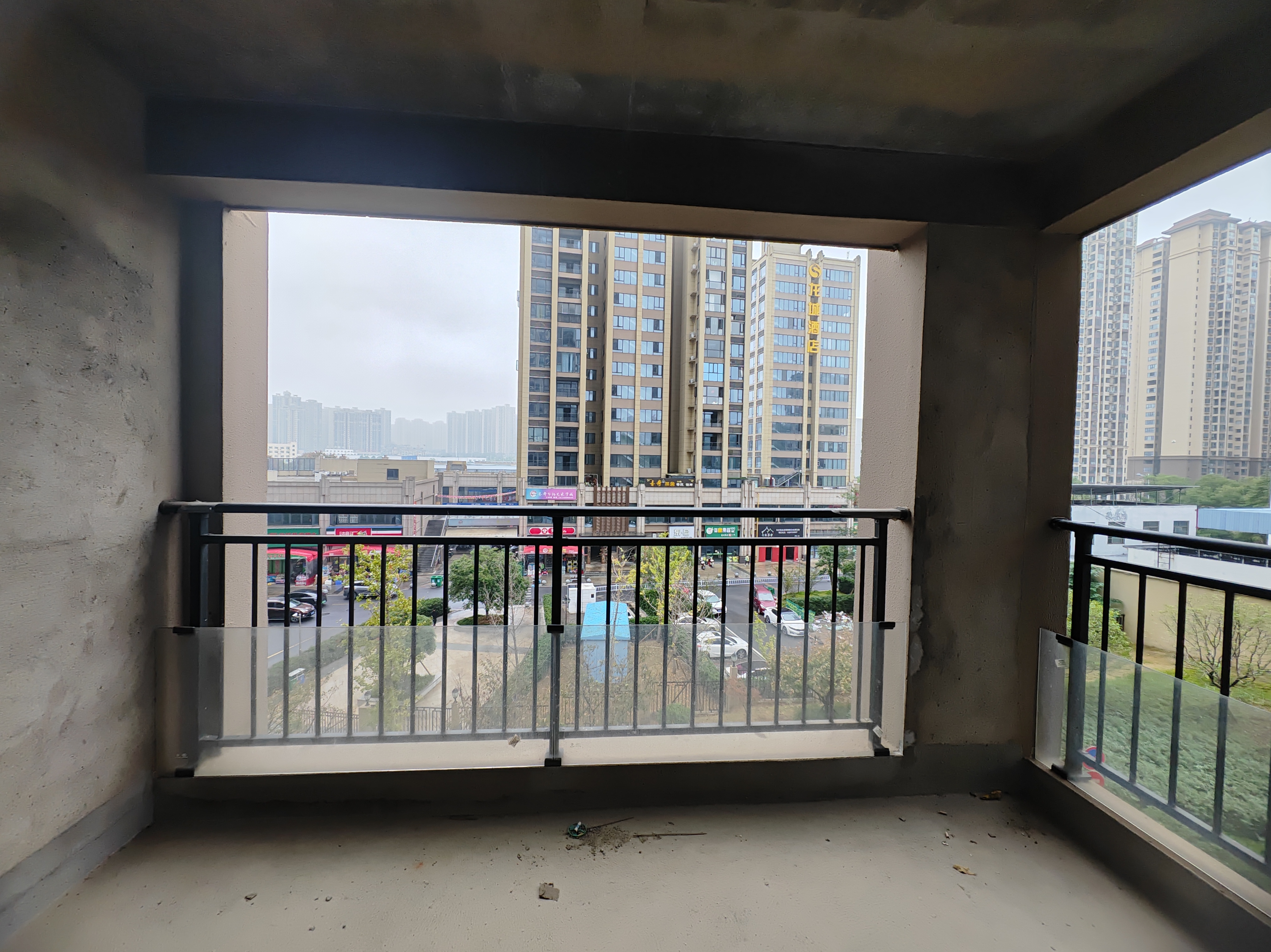 经世龙城  2室2厅1卫    600.0元/月 经世龙城  2室2厅1卫    600.0元/月室内图