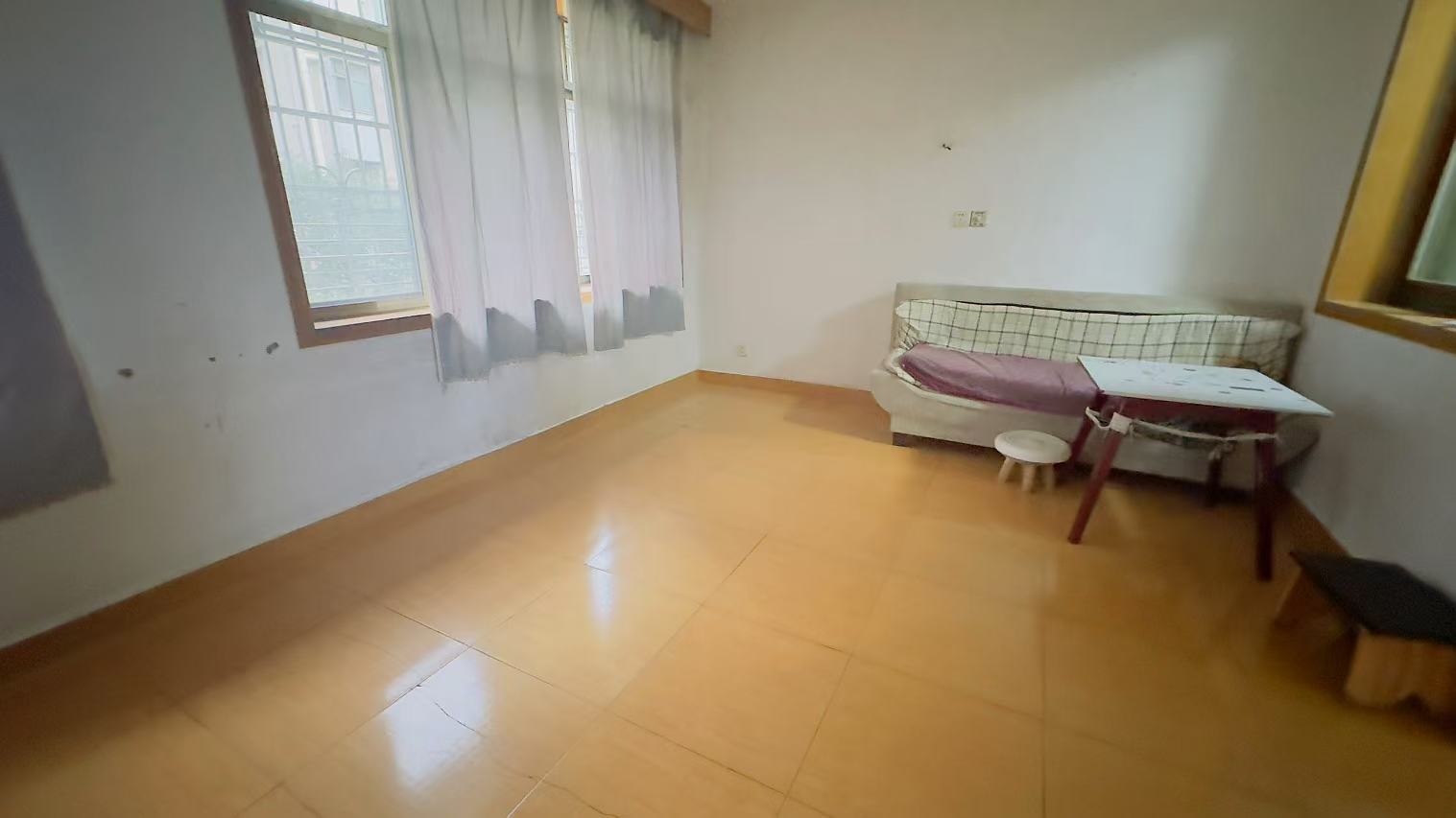 湖南省勘察设计院家属楼(省地矿局宿舍) 2室1厅1卫 1500.0元/月 湖南省勘察设计院家属楼(省地矿局宿舍) 2室1厅1卫 1500.0元/月室内图