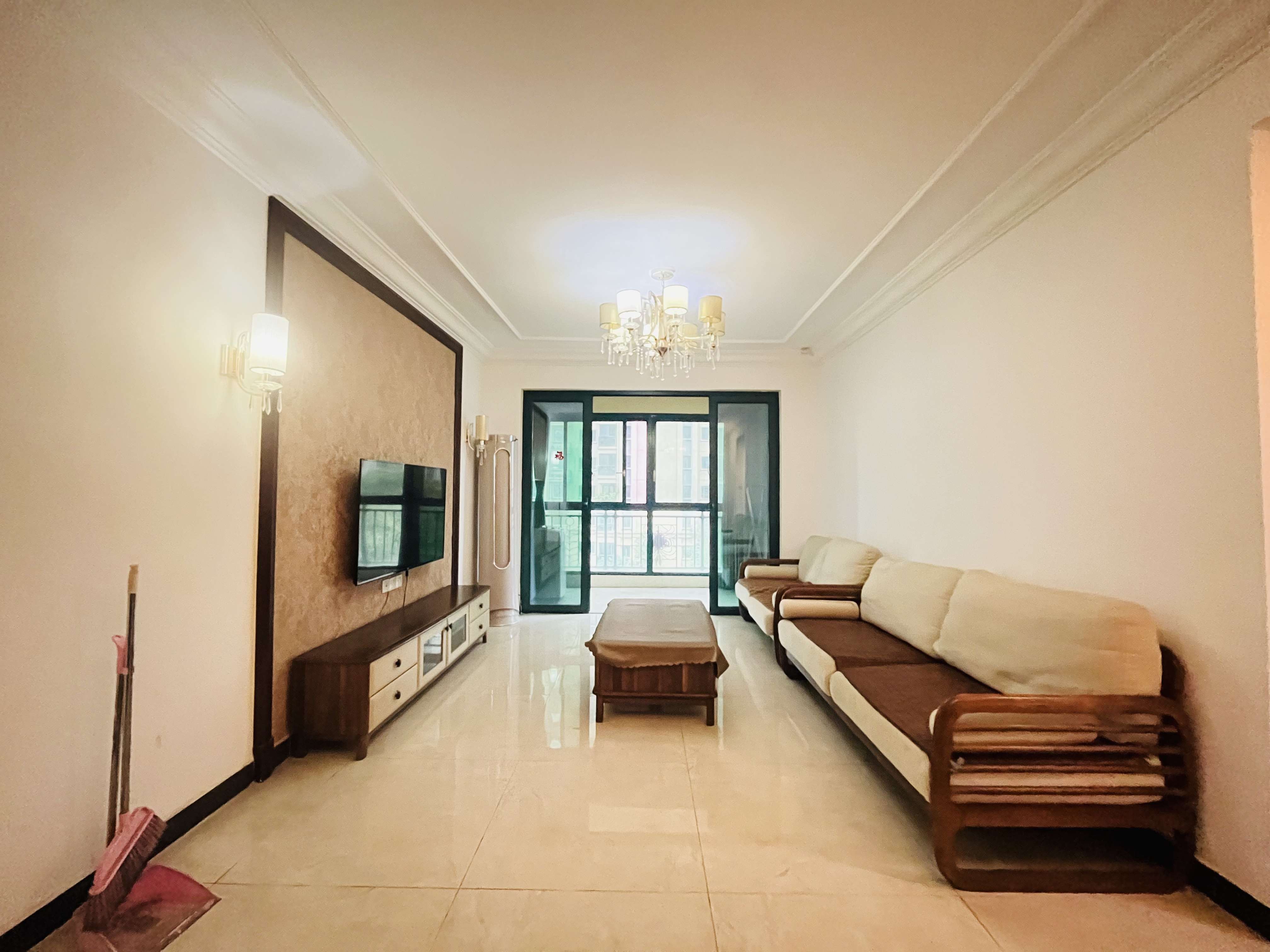 恒大绿洲 3室2厅2卫 1580.0元/月 恒大绿洲 3室2厅2卫 1580.0元/月户型图