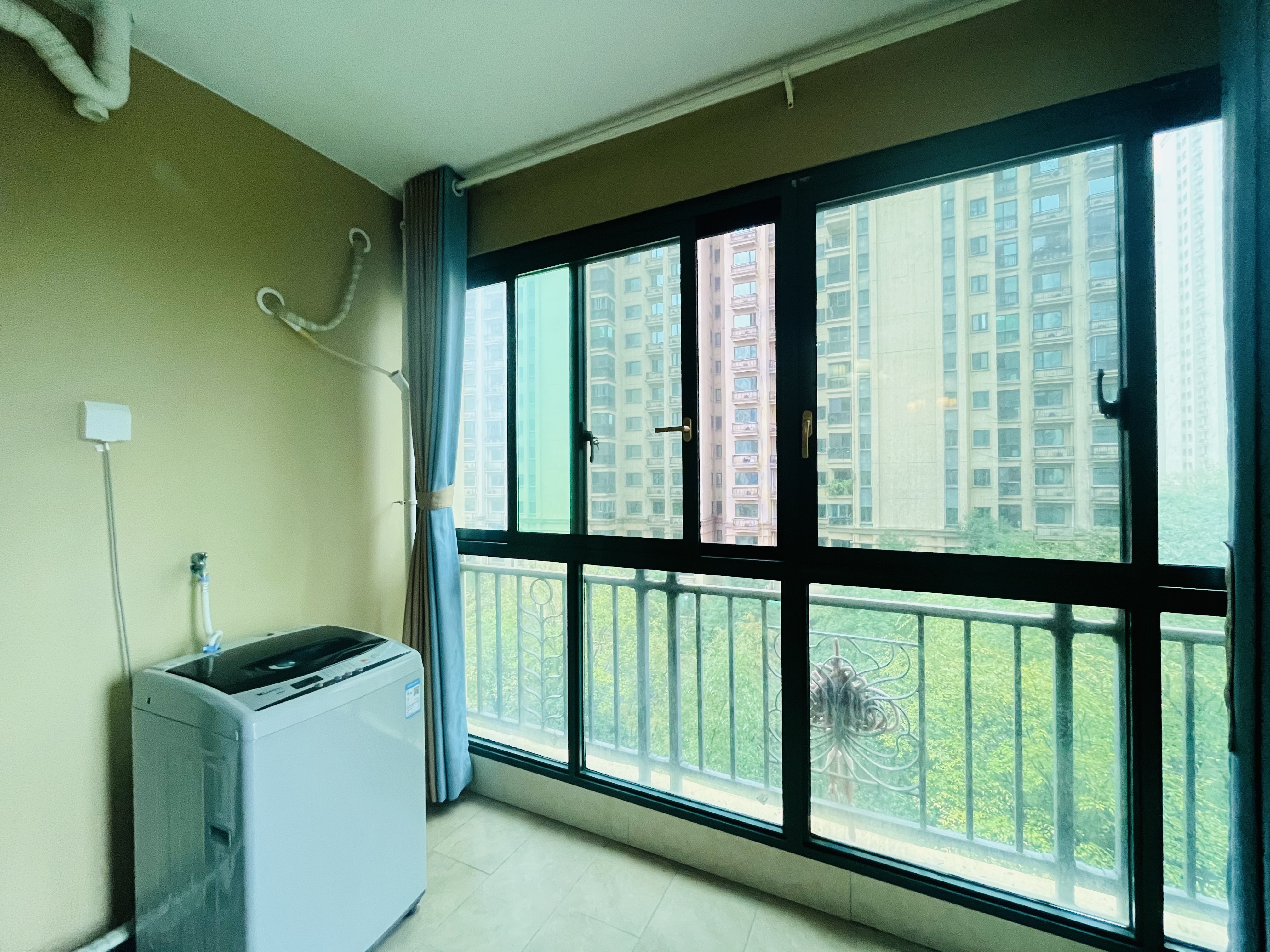 恒大绿洲 3室2厅2卫 1580.0元/月 恒大绿洲 3室2厅2卫 1580.0元/月户型图