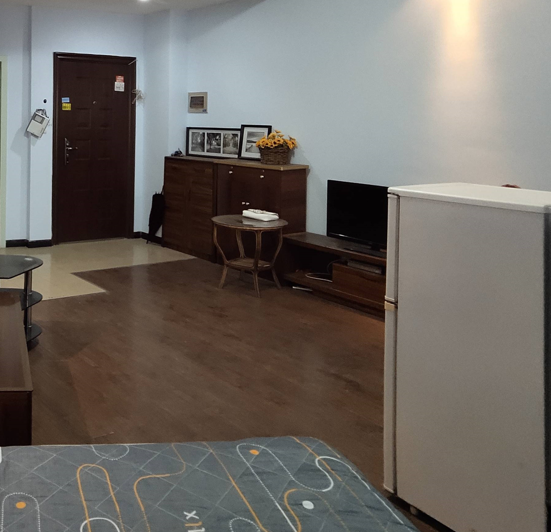 铂宫  1室1厅1卫   2200.00元/月室内图