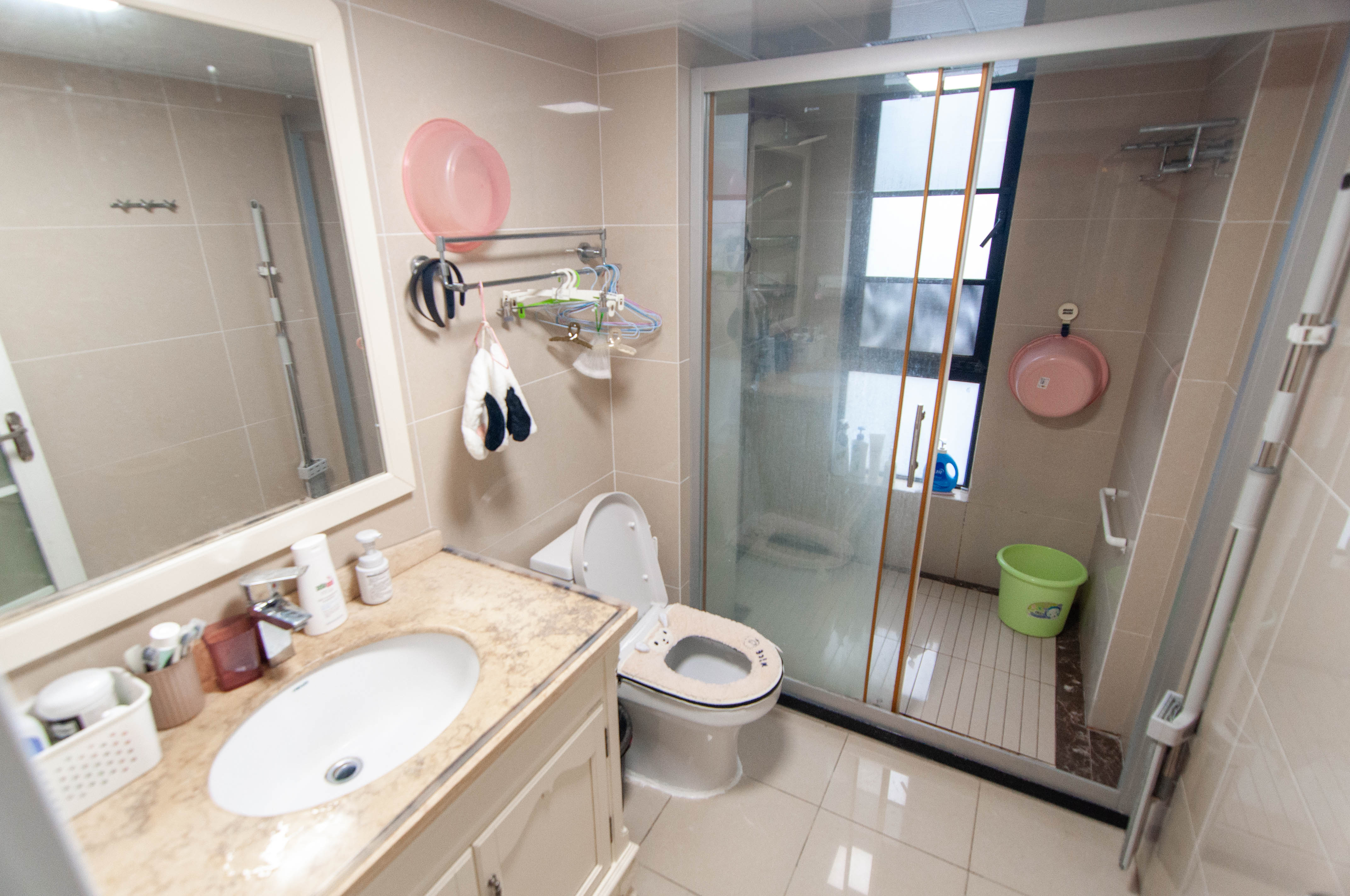 达美D6区  2室2厅1卫    100.0万 达美D6区  2室2厅1卫    100.0万卫生间