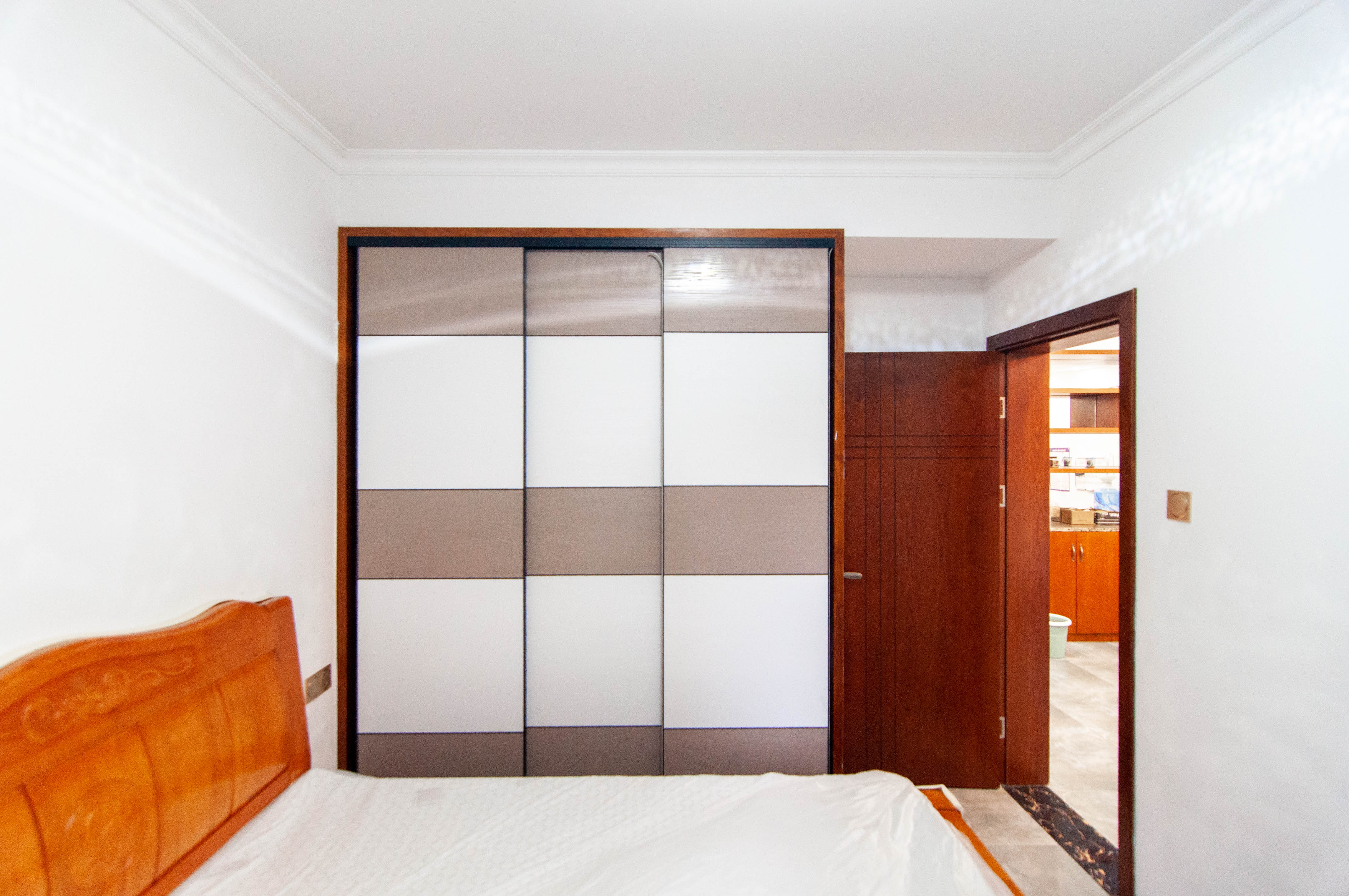 中海梅溪湖壹号  3室2厅1卫    114.0万其他