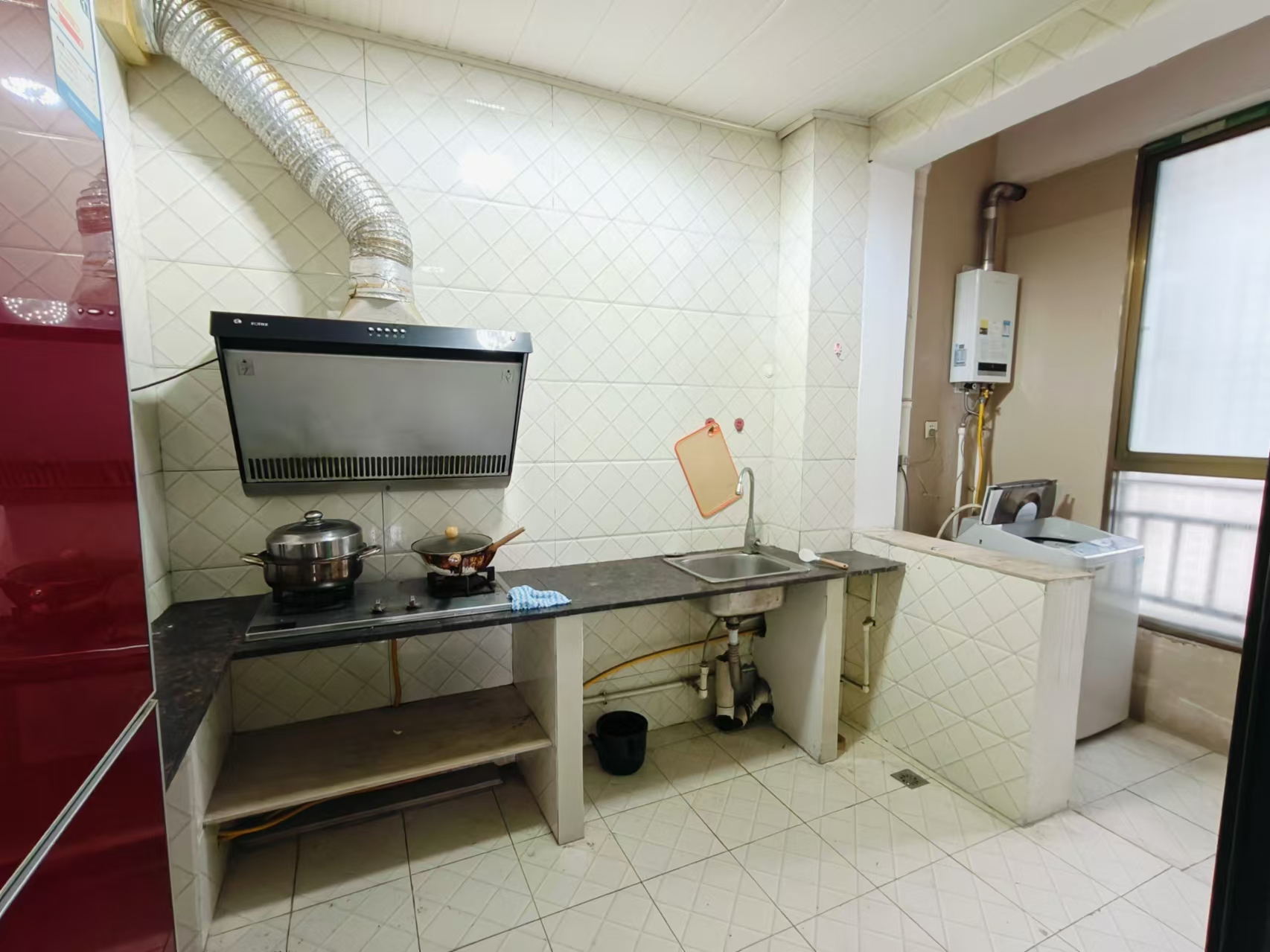 华晨御园 2室2厅1卫 1400.0元/月 华晨御园 2室2厅1卫 1400.0元/月室内图