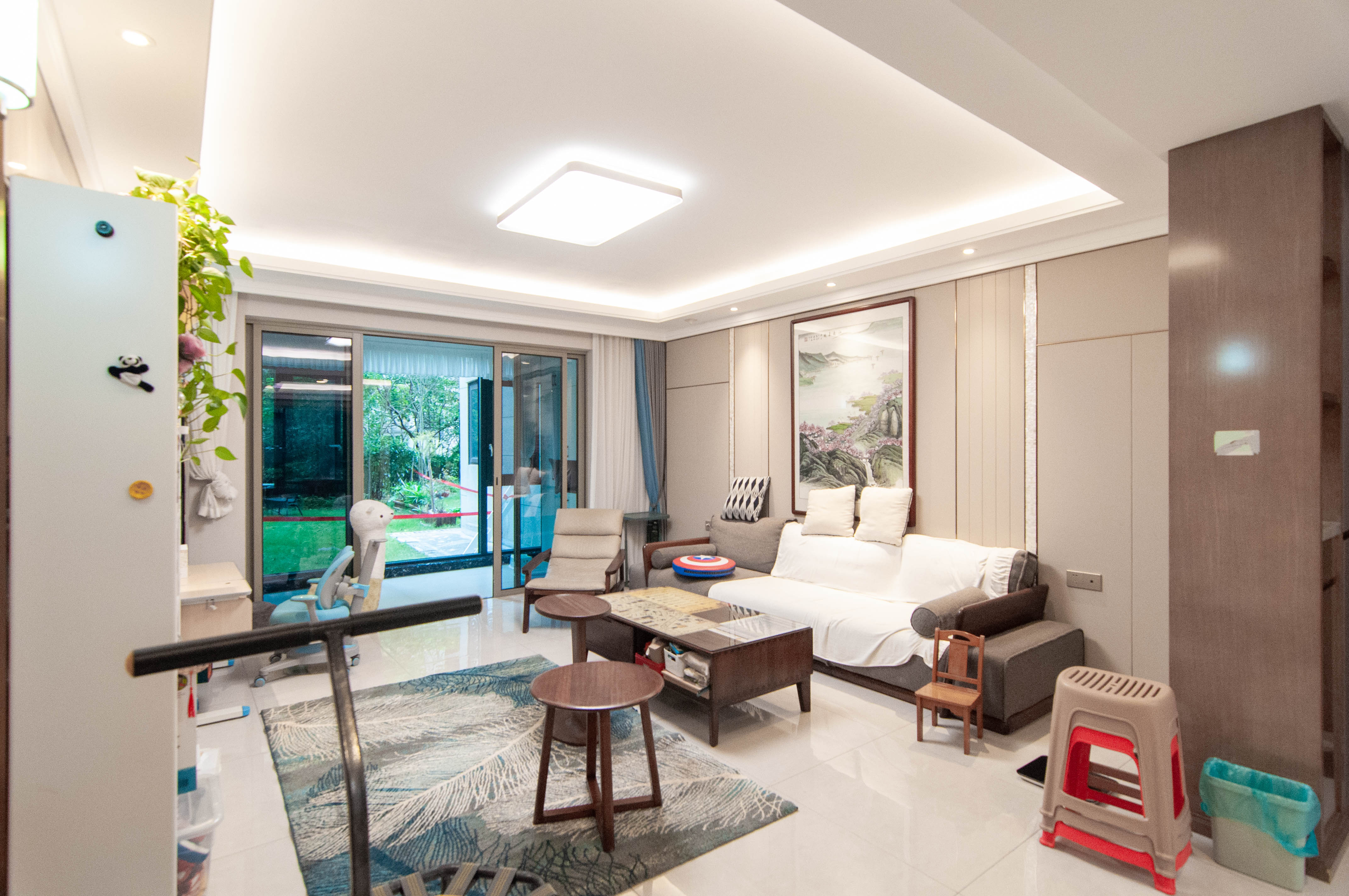 梅溪湖金茂湾  4室2厅2卫    249.8万 梅溪湖金茂湾  4室2厅2卫    249.8万客厅