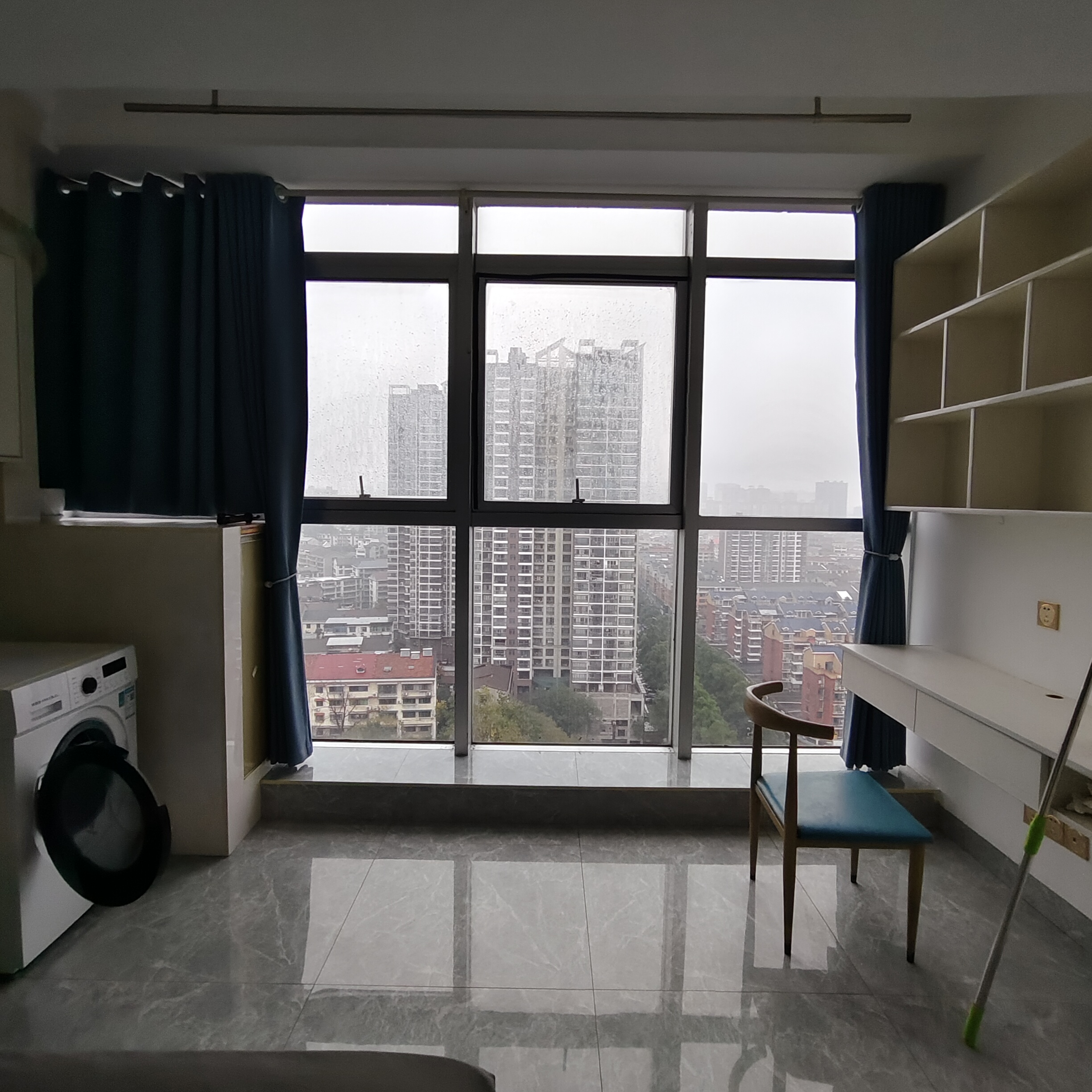 雄森国际 1室1厅1卫 1380.0元/月 雄森国际 1室1厅1卫 1380.0元/月室内图