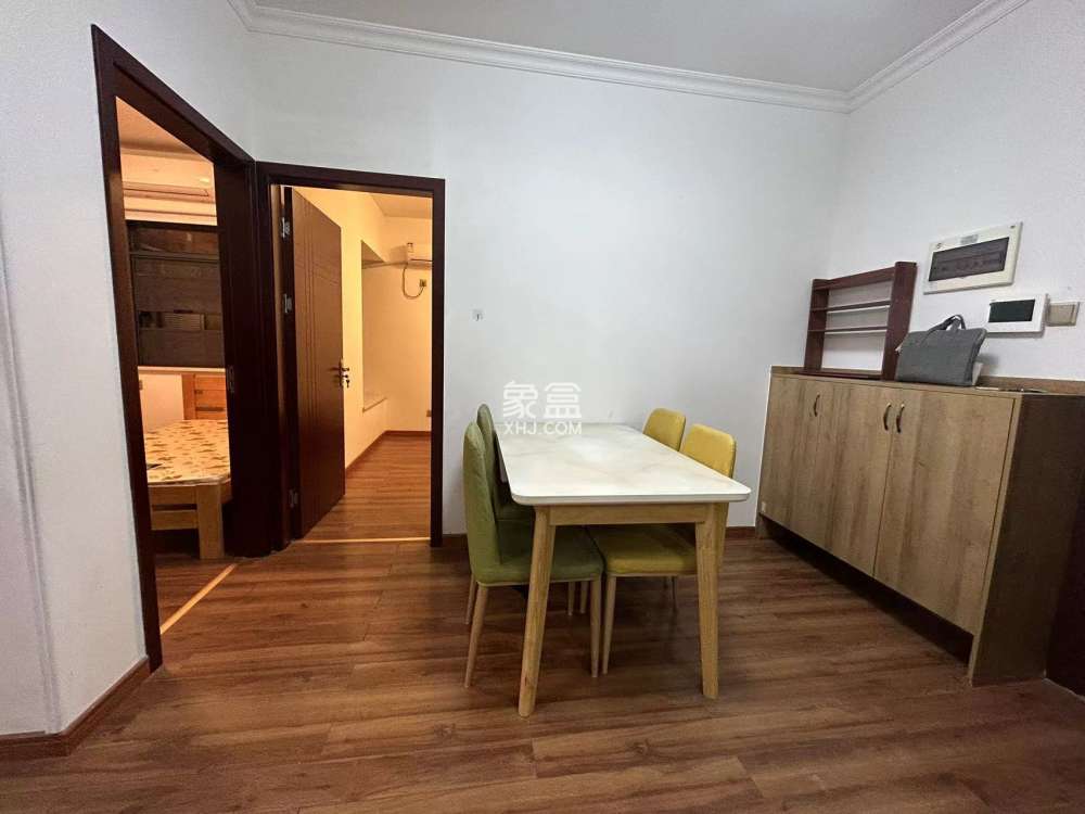 提香蓝岸 3室2厅1卫 1800.0元/月 提香蓝岸 3室2厅1卫 1800.0元/月室内图