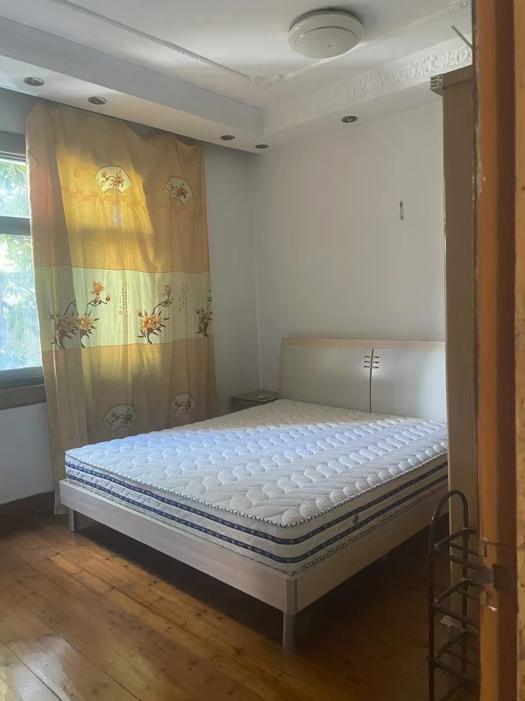 红旗北路散盘 2室2厅1卫 1000.0元/月 红旗北路散盘 2室2厅1卫 1000.0元/月室内图