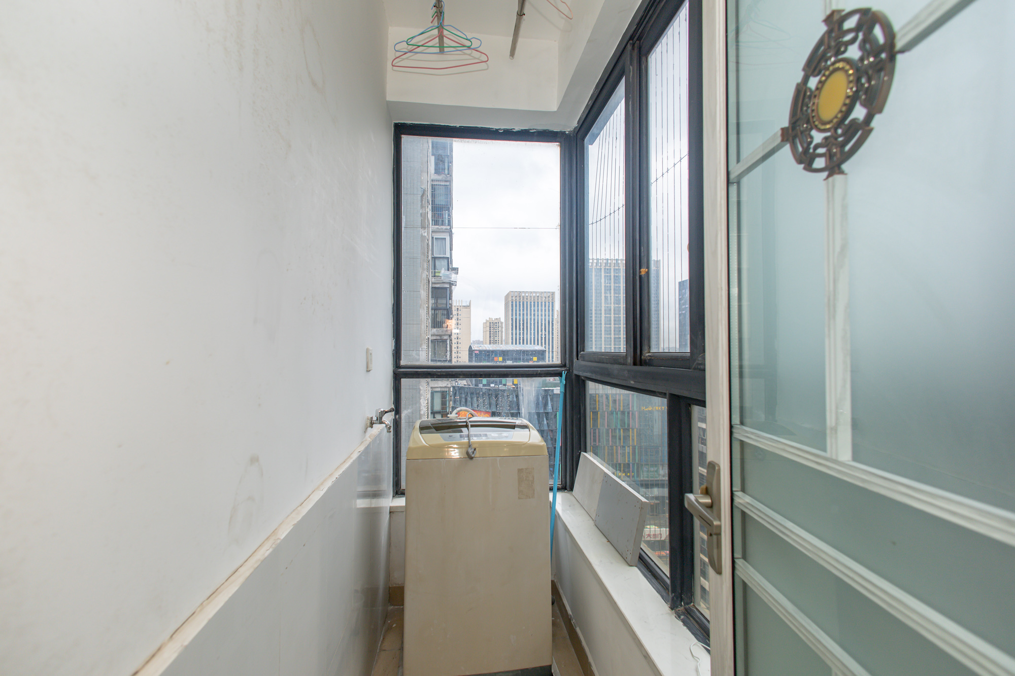 尚都花园城 2室1厅1卫 32.0万 尚都花园城 2室1厅1卫 32.0万阳台