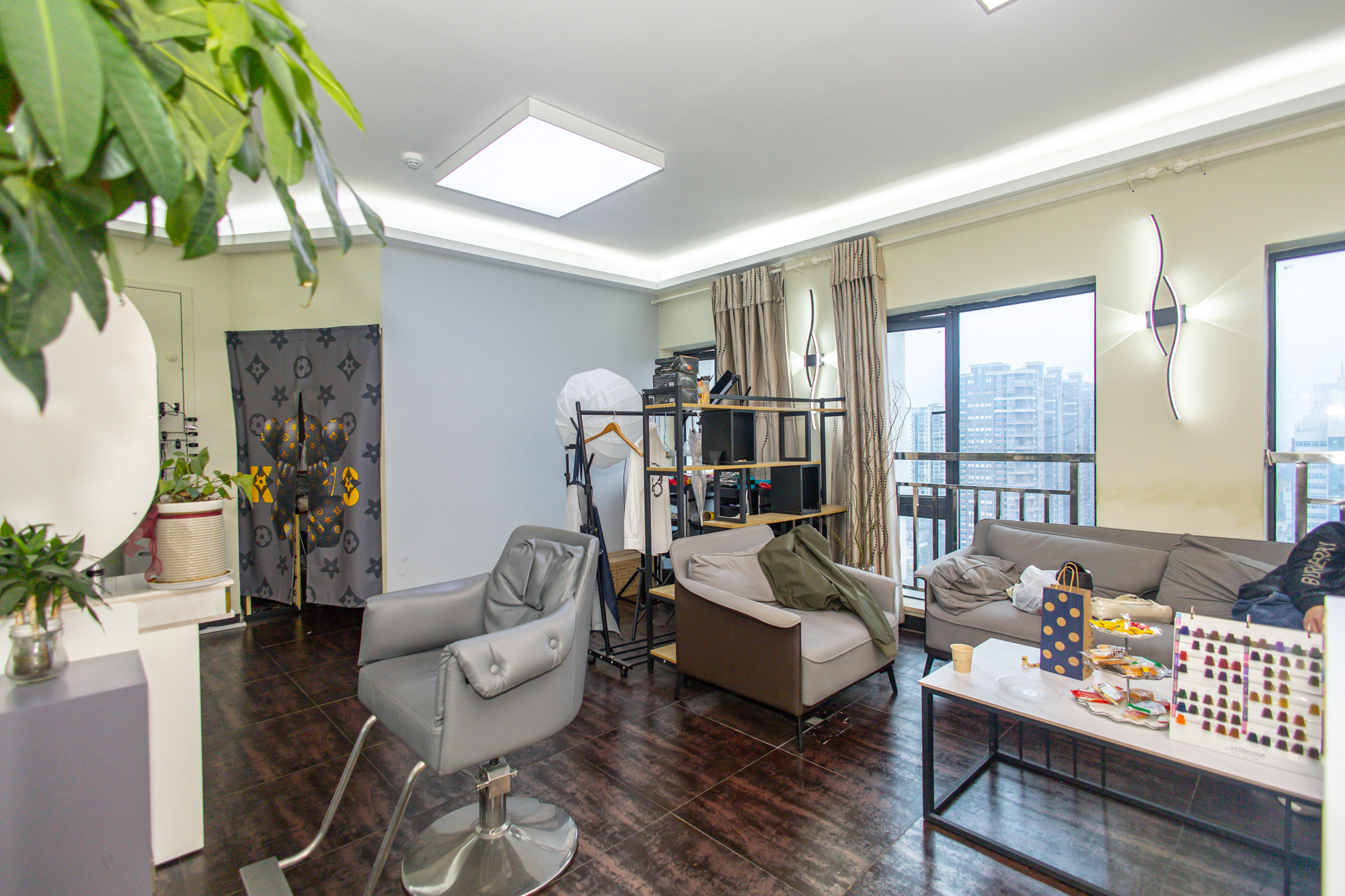 星大峰汇商务楼 3室2厅2卫 65.0万 星大峰汇商务楼 3室2厅2卫 65.0万其他