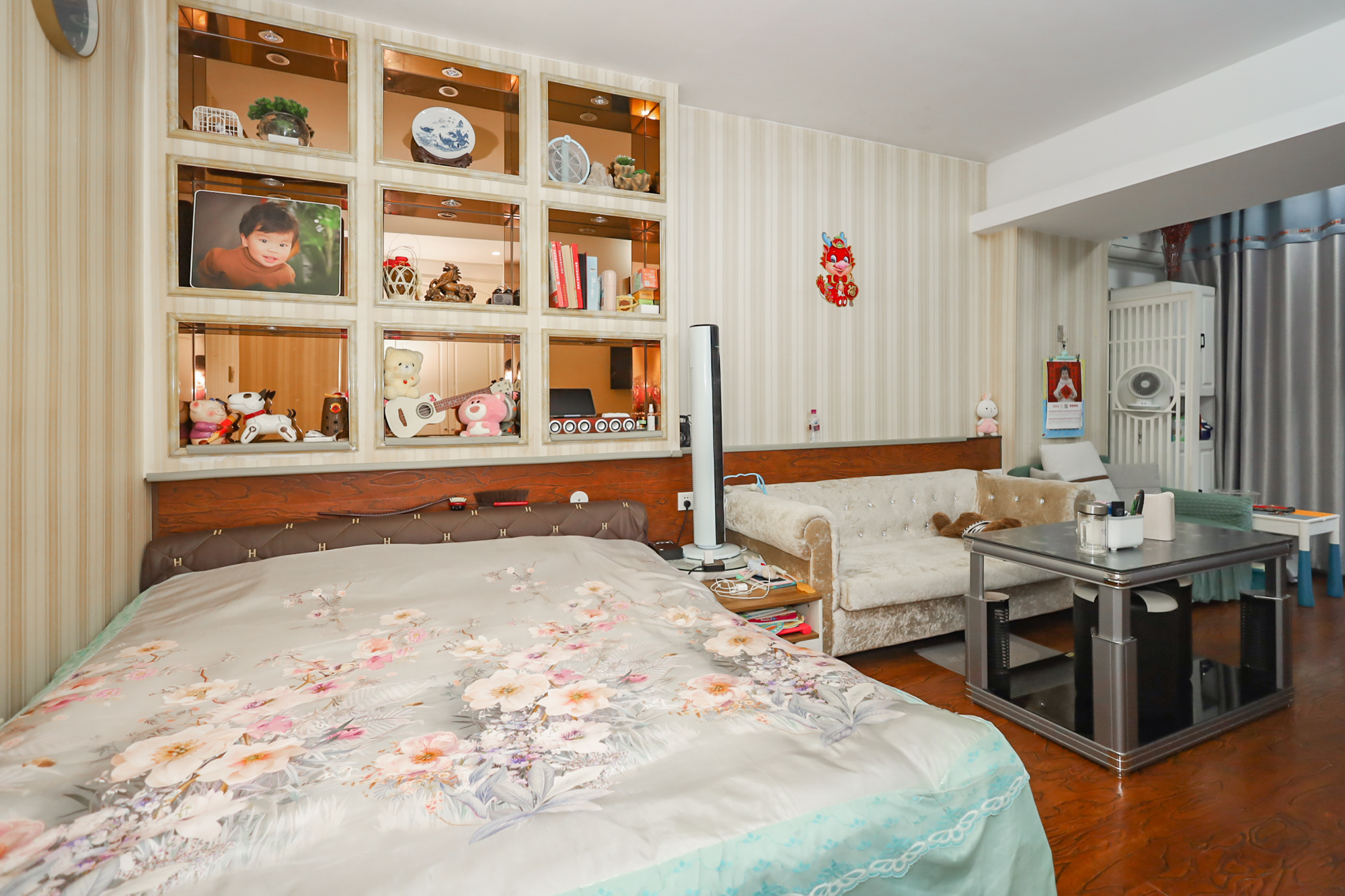 西山汇景一、二期 1室1厅1卫 42.8万 西山汇景一、二期 1室1厅1卫 42.8万卧室