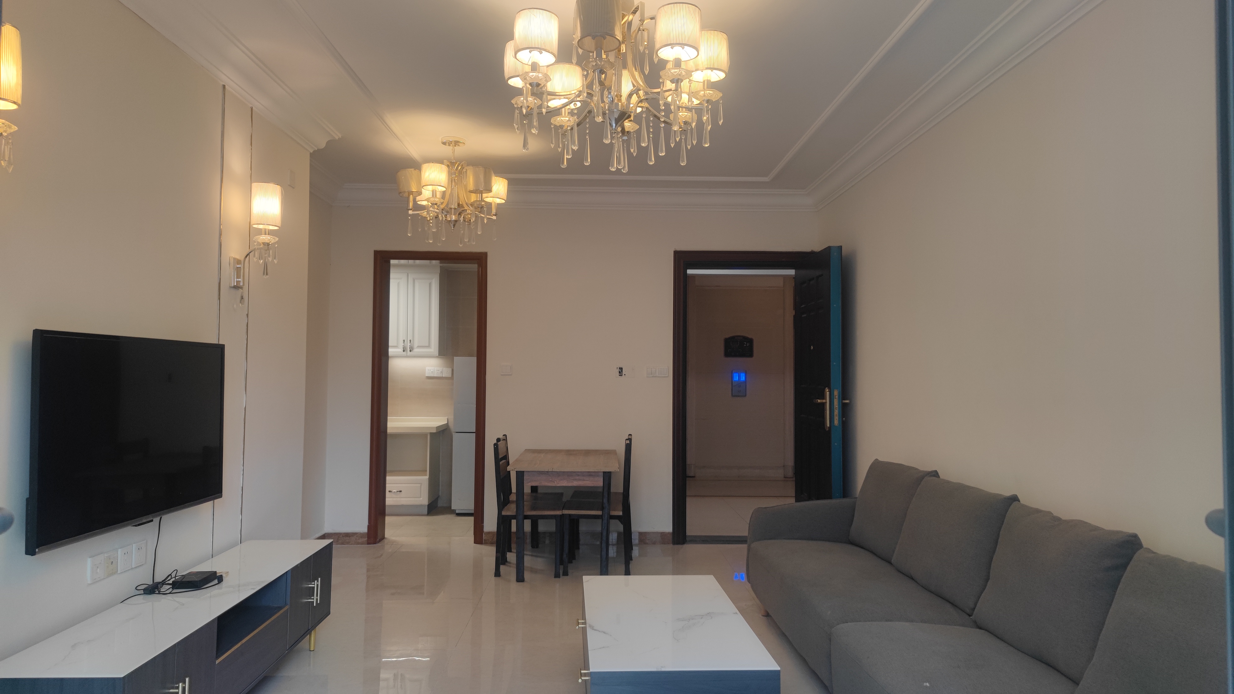 恒大御景半岛  3室2厅1卫    65.0万 恒大御景半岛  3室2厅1卫    65.0万室内图