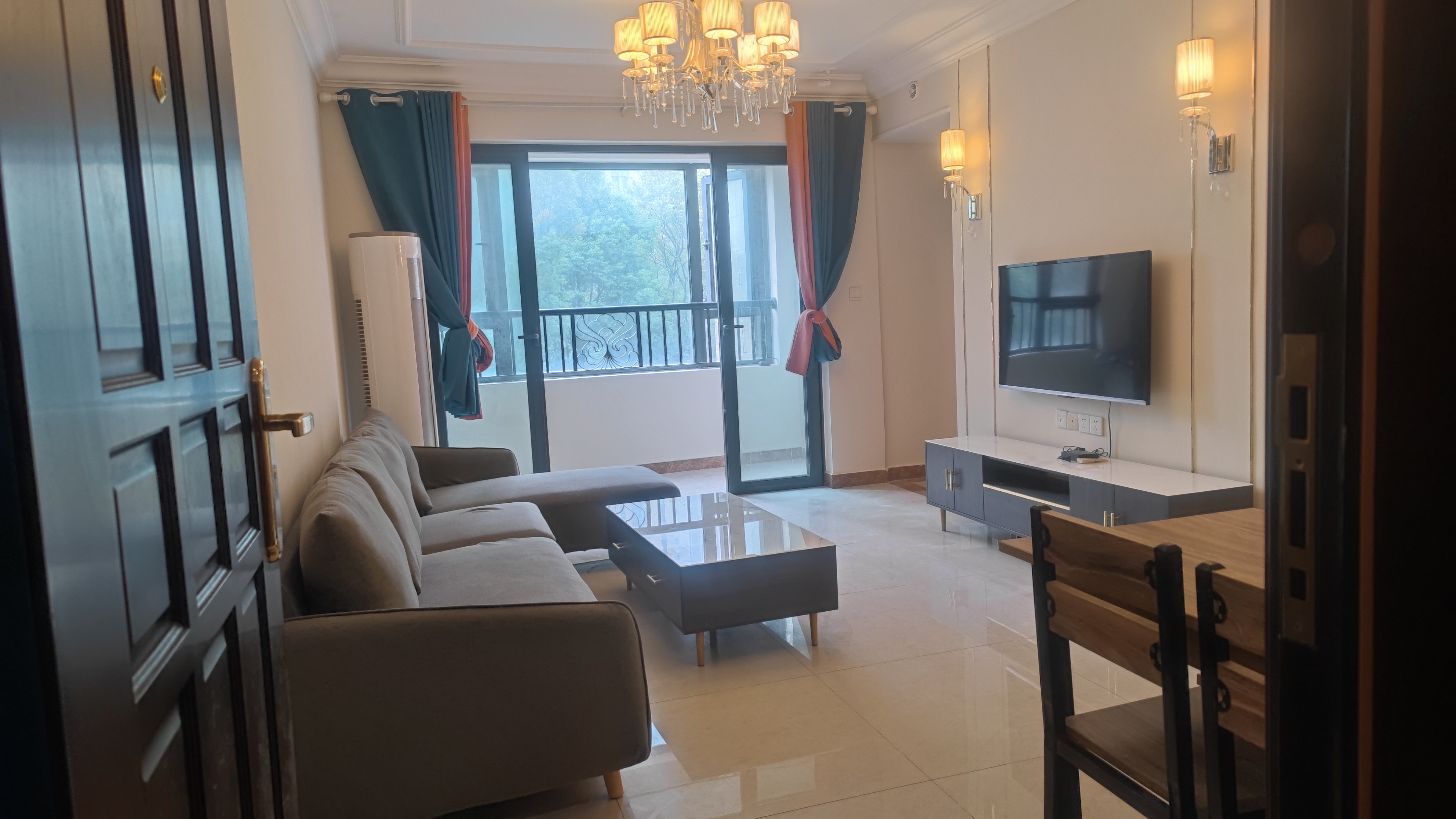 恒大御景半岛  3室2厅1卫    65.0万 恒大御景半岛  3室2厅1卫    65.0万室内图