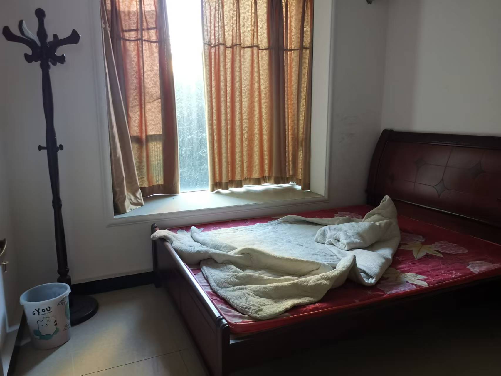 香江城市花园 1室0厅0卫 2600.0元/月 香江城市花园 1室0厅0卫 2600.0元/月室内图