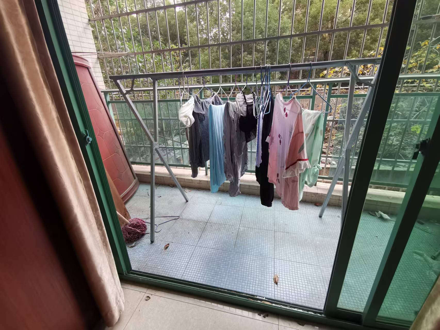 香江城市花园 1室0厅0卫 2600.0元/月 香江城市花园 1室0厅0卫 2600.0元/月室内图