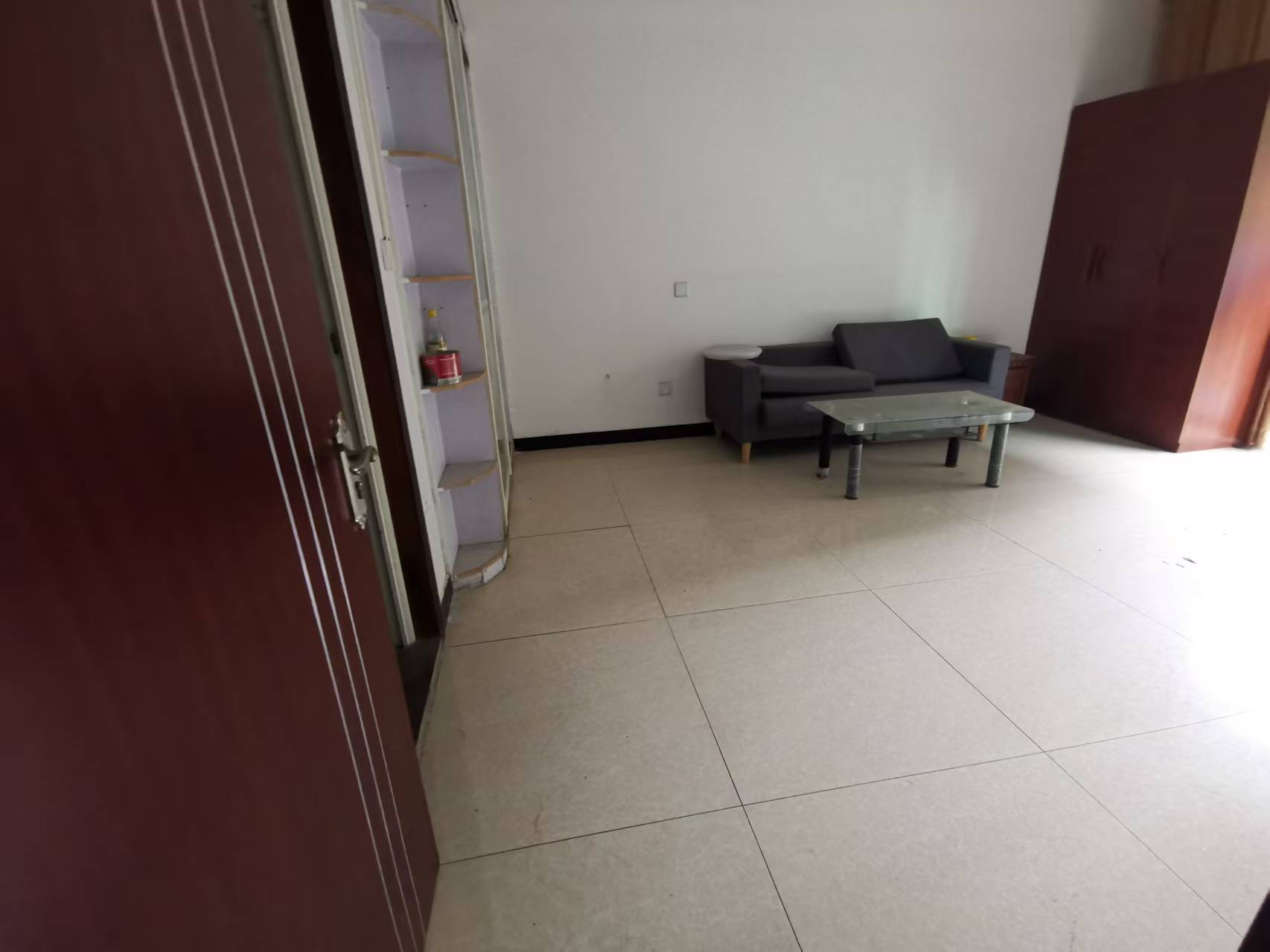 香江城市花园 1室0厅0卫 2600.0元/月 香江城市花园 1室0厅0卫 2600.0元/月室内图