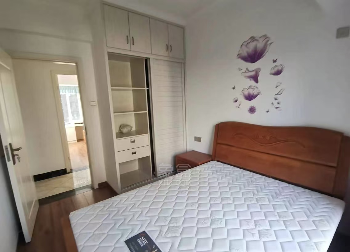 美的城四期 3室2厅2卫 2600.0元/月 美的城四期 3室2厅2卫 2600.0元/月室内图