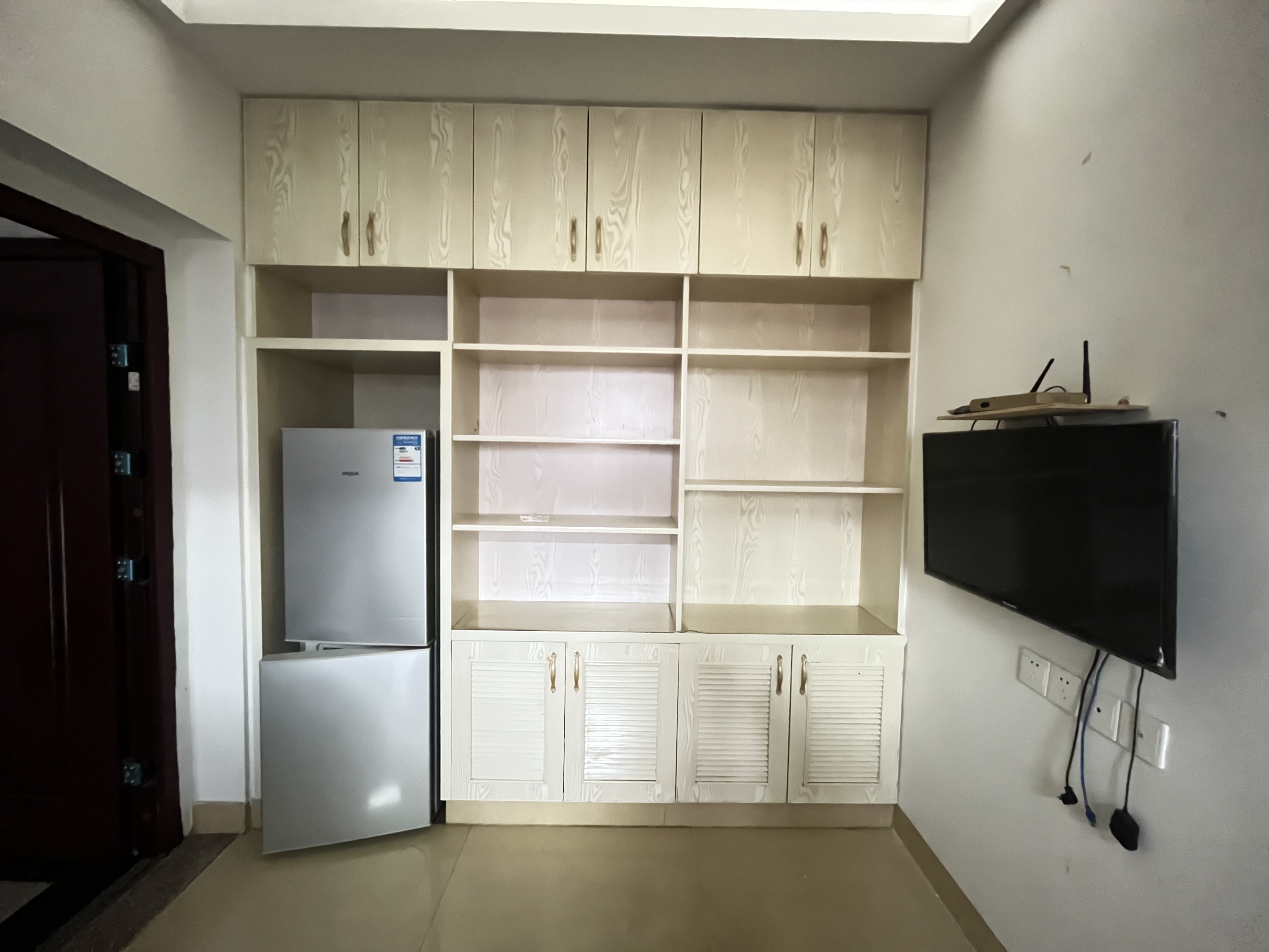 教师花园  2室2厅1卫   800.00元/月室内图