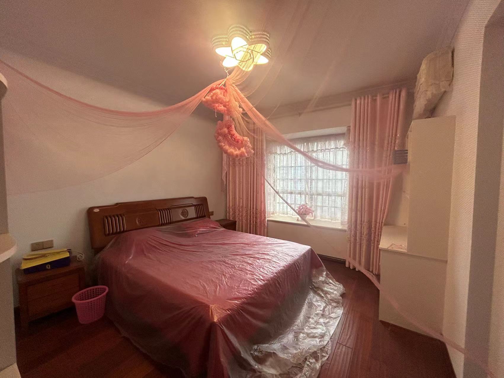 南苑上和一期 3室2厅2卫 2200.0元/月 南苑上和一期 3室2厅2卫 2200.0元/月室内图