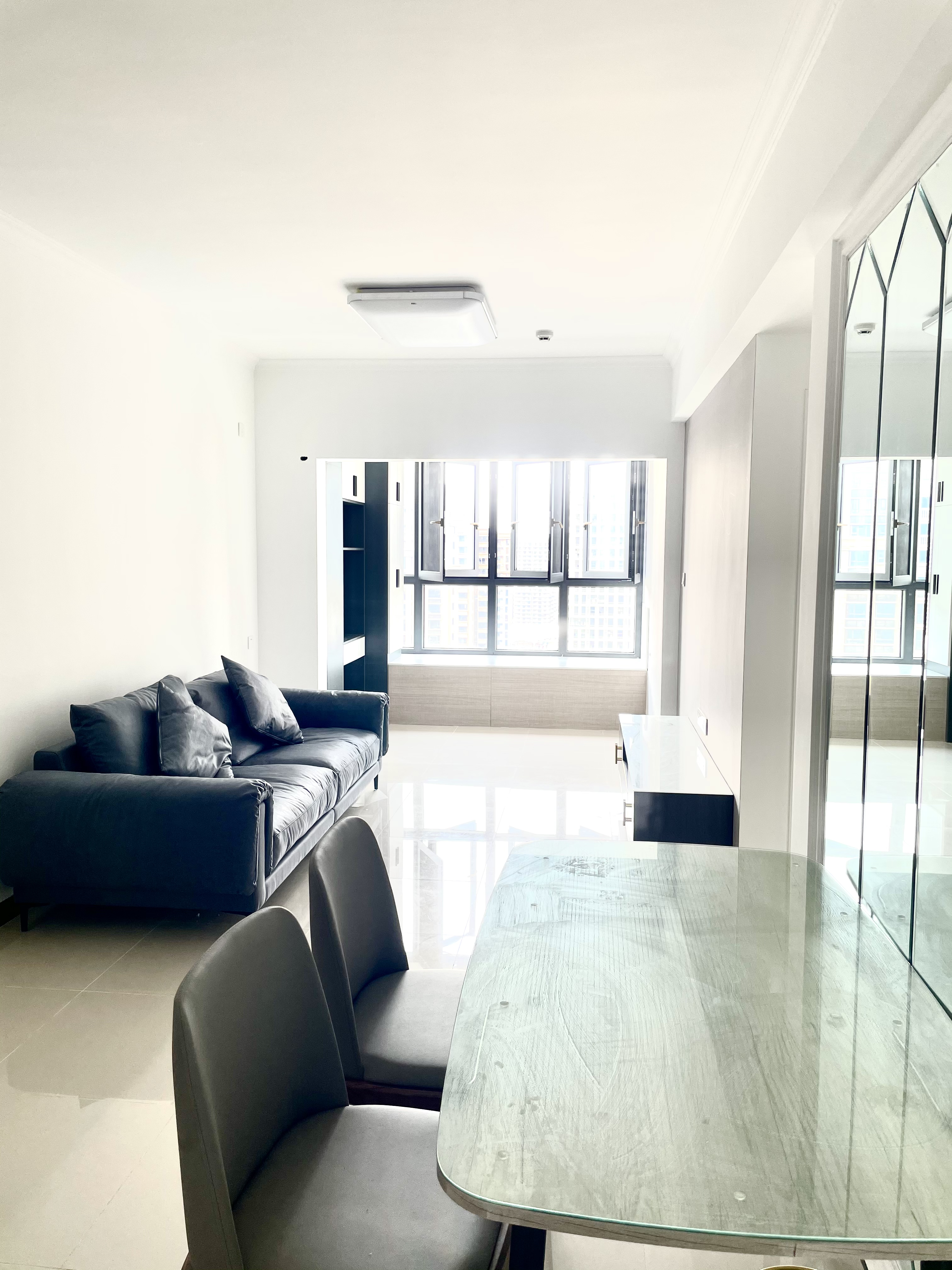 华盛国际公寓 2室2厅1卫 88.0万 华盛国际公寓 2室2厅1卫 88.0万室内图