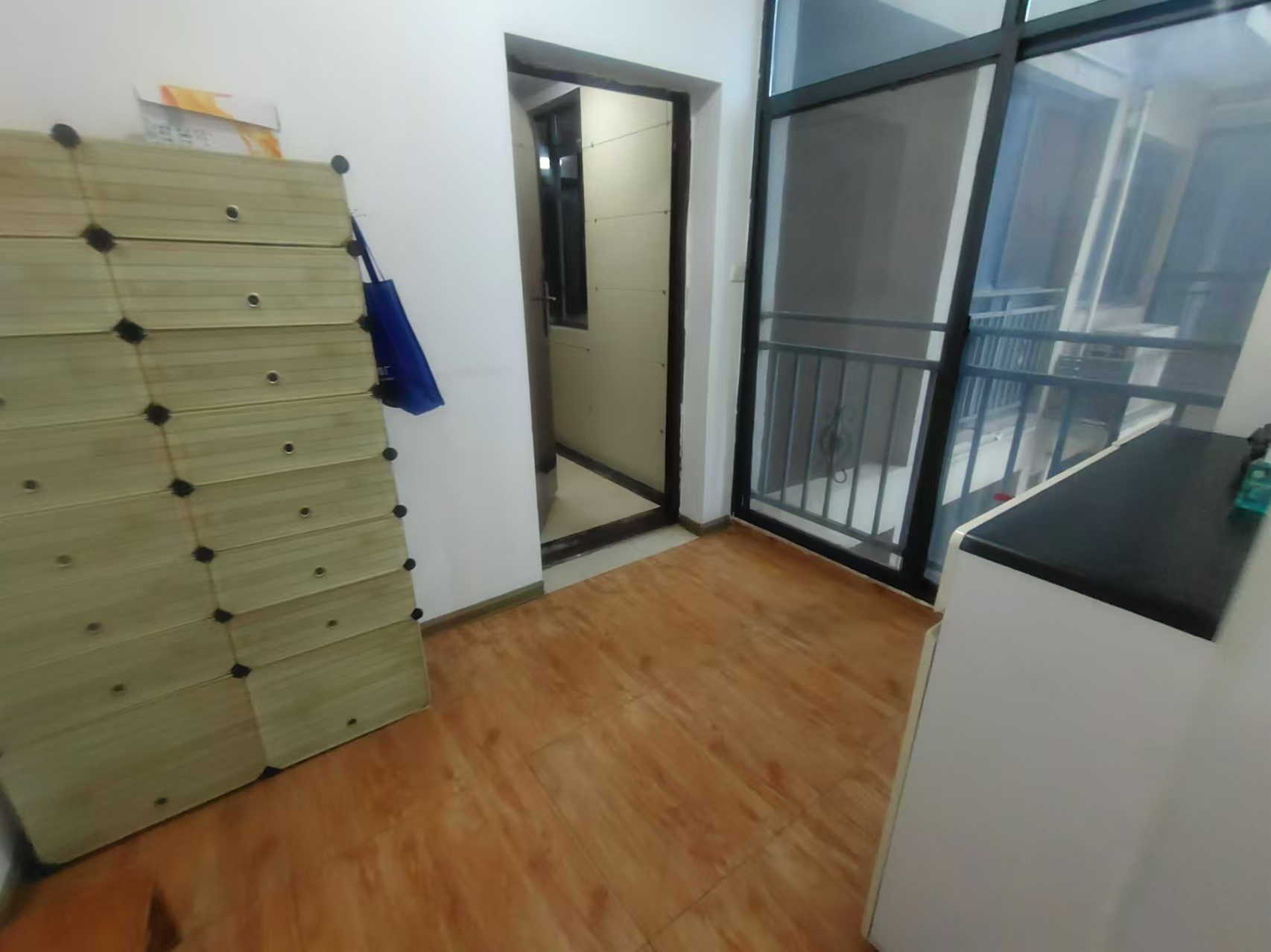 华晨御园 3室2厅2卫 2000.0元/月 华晨御园 3室2厅2卫 2000.0元/月室内图