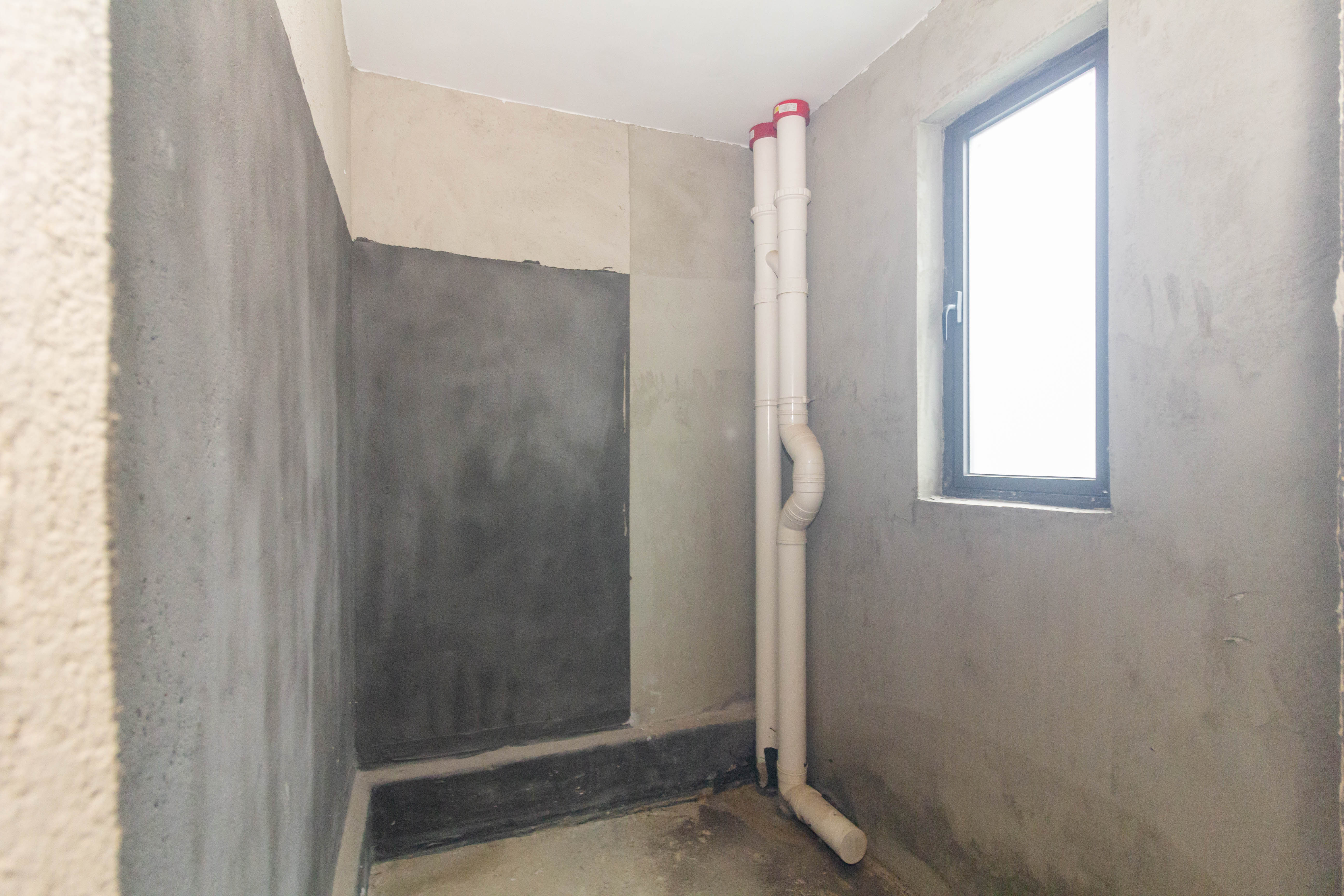 南益名士豪庭  4室2厅2卫    120.0万卫生间