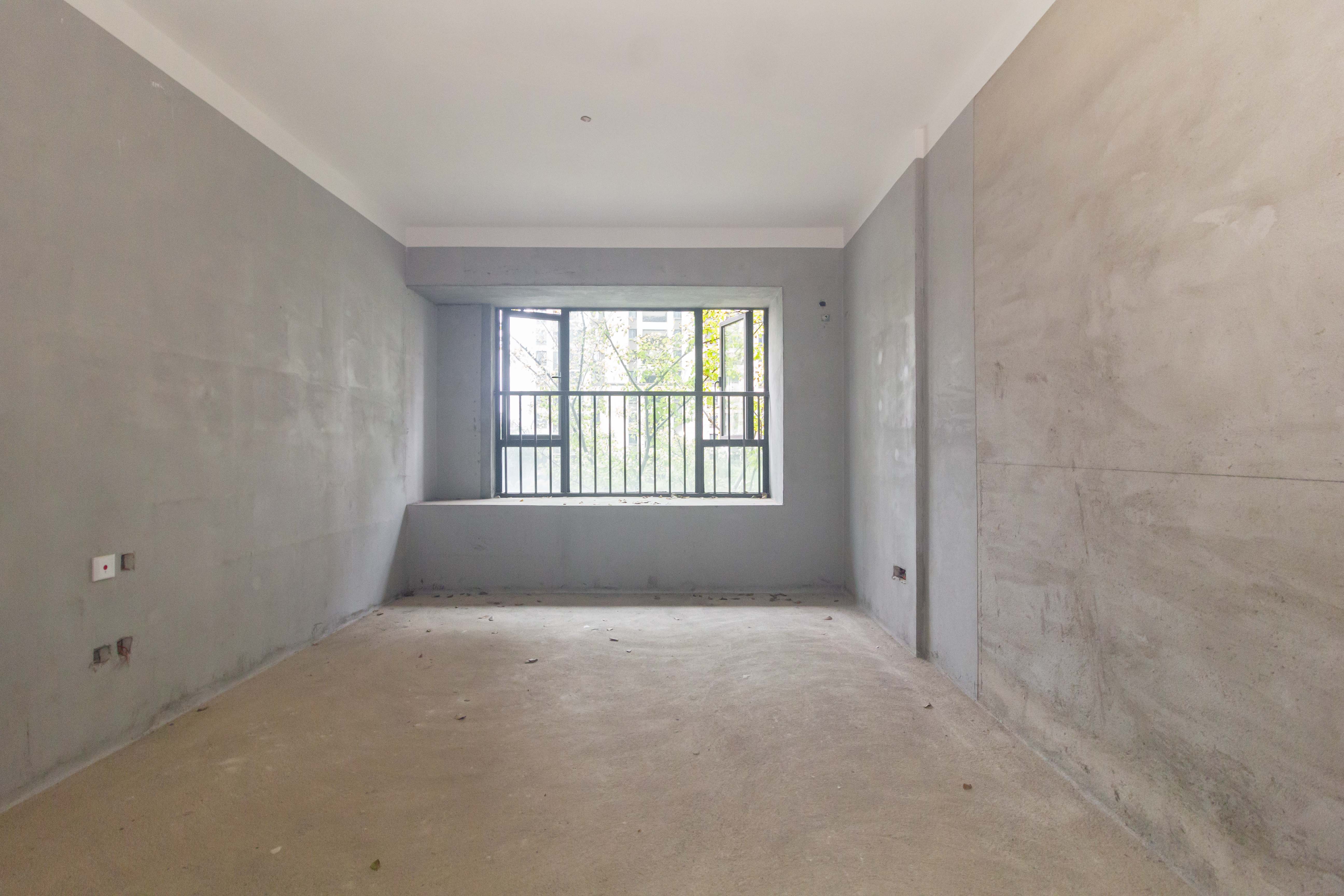 南益名士豪庭  4室2厅2卫    120.0万卧室