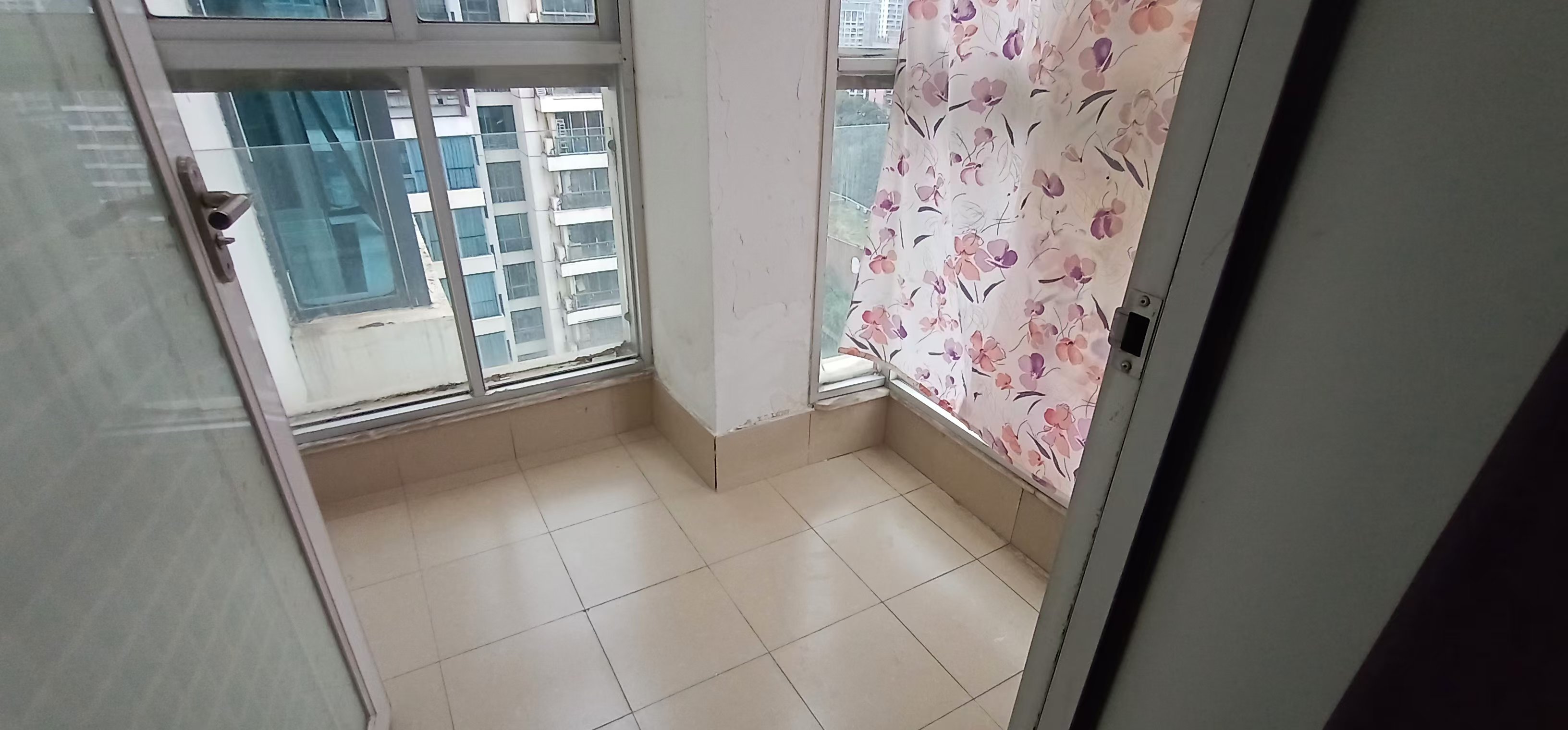 山水国际 3室2厅2卫 59.8万 山水国际 3室2厅2卫 59.8万室内图