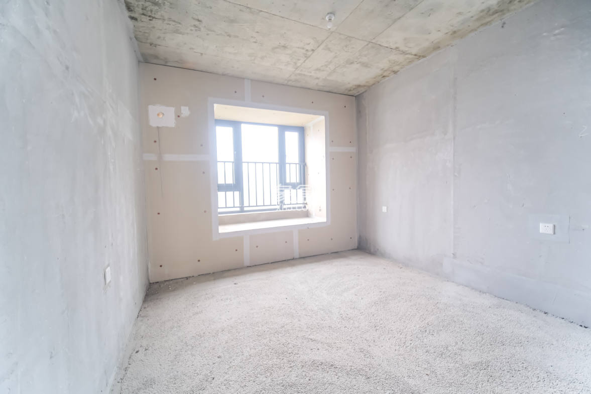 保利金香槟 4室2厅2卫 118.0万 保利金香槟 4室2厅2卫 118.0万卧室