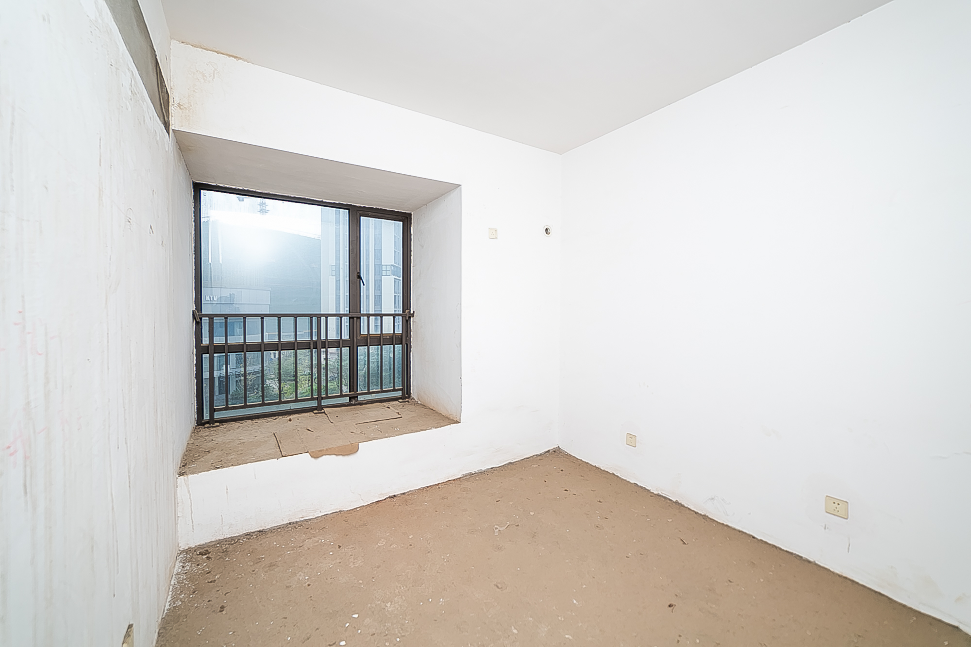 通用时代国际社区 4室2厅2卫 138.8万 通用时代国际社区 4室2厅2卫 138.8万卧室