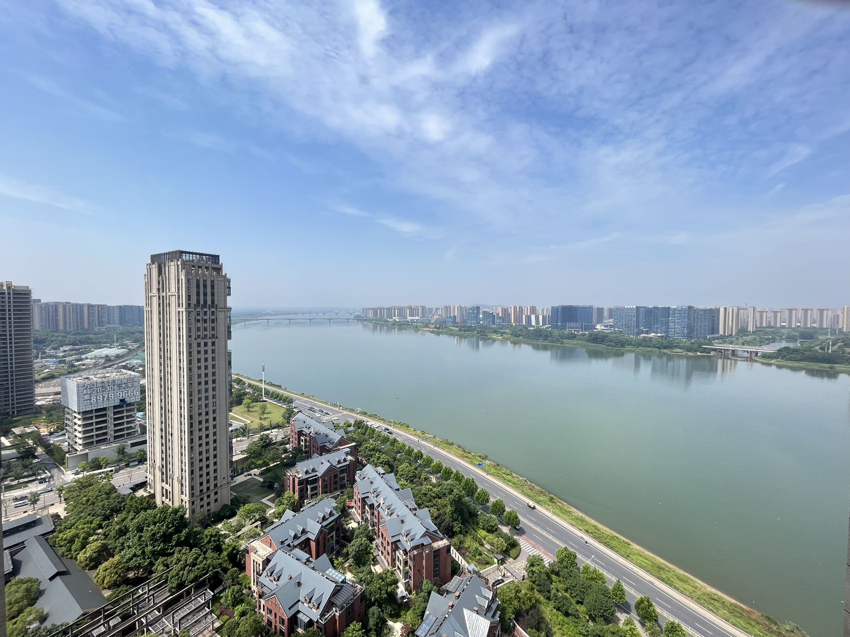 万科紫台  3室2厅2卫   275.00万其他