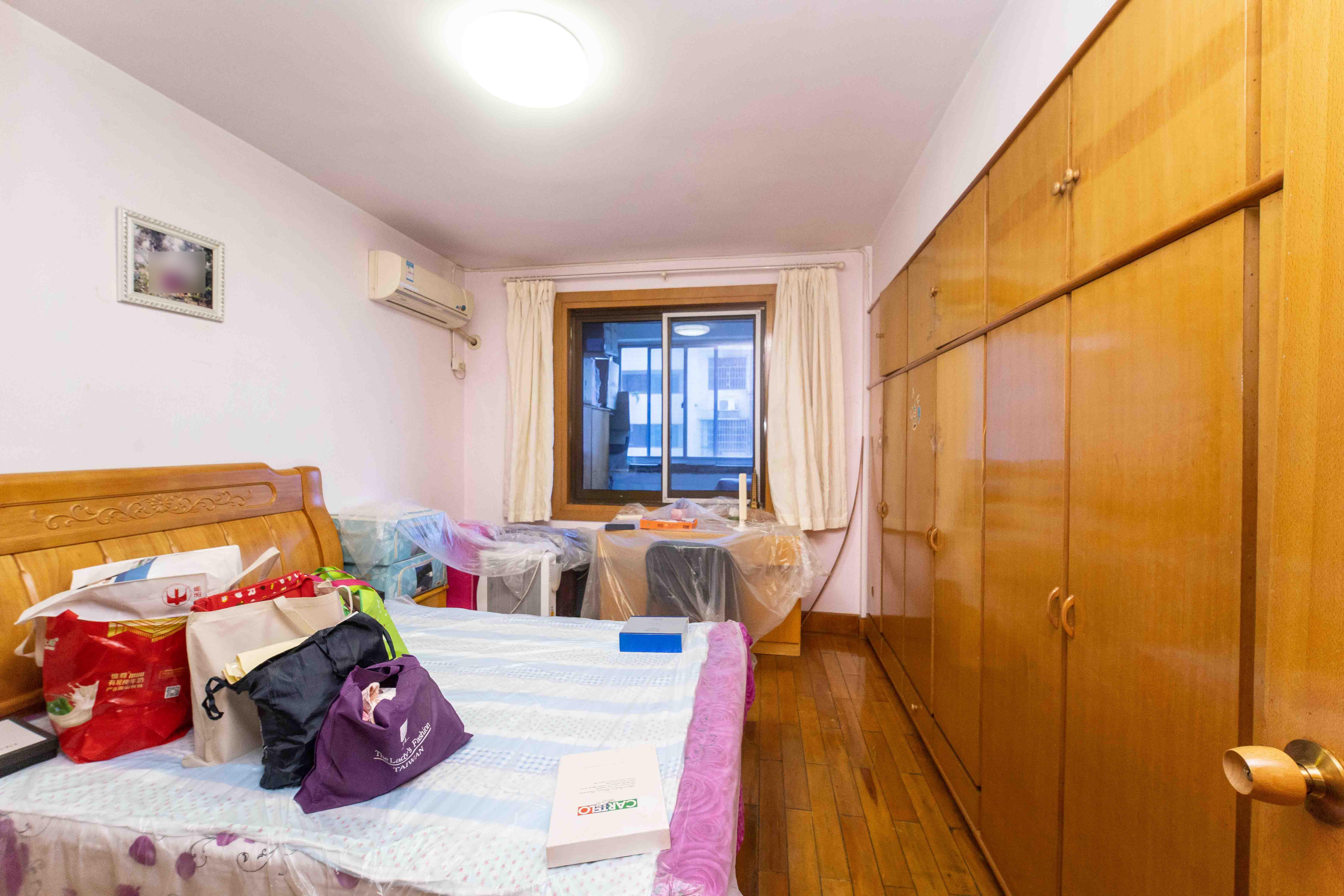 紫薇公寓  3室2厅2卫    80.0万卧室